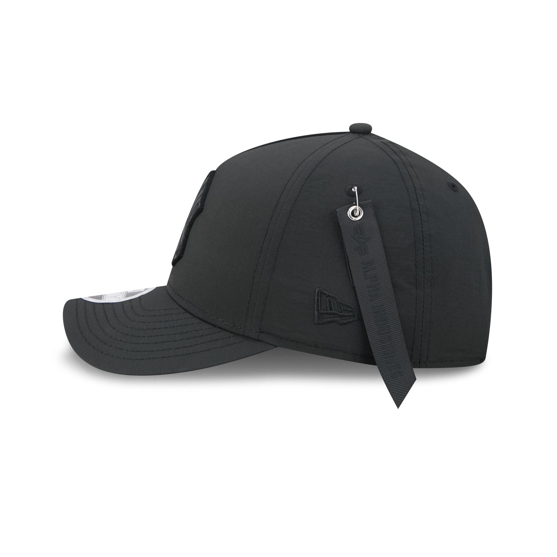 Alpha Industries x New York Yankees Nylon Black 9FORTY M-Crown A-Frame Snapback Hat