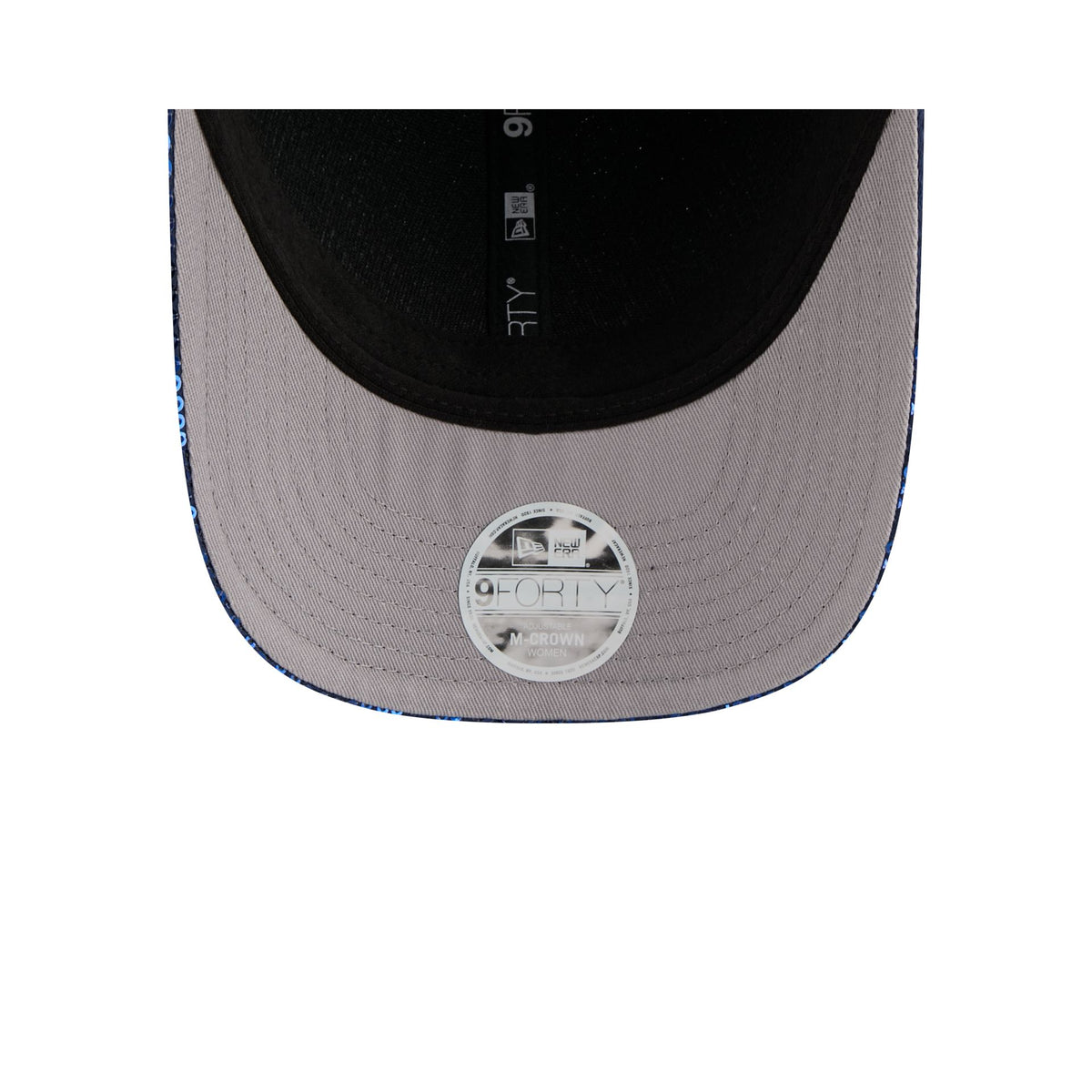 New York Knicks Sequin Script Women's 9FORTY M-Crown Snapback Hat