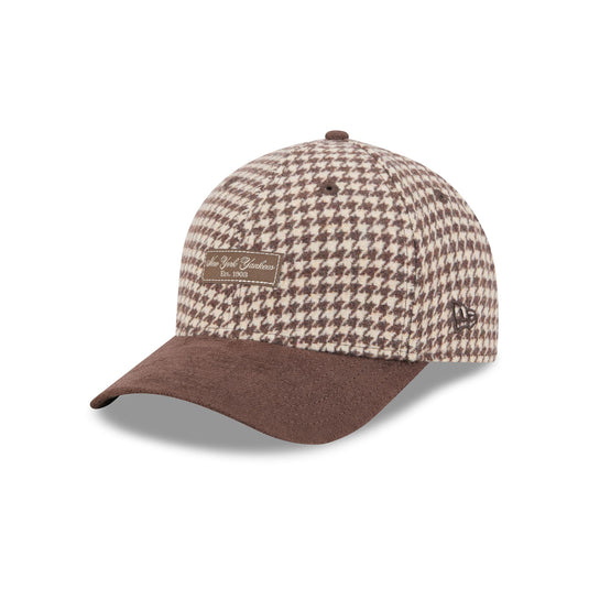 New York Yankees Brown Houndstooth Women's 9FORTY M-Crown Adjustable Hat