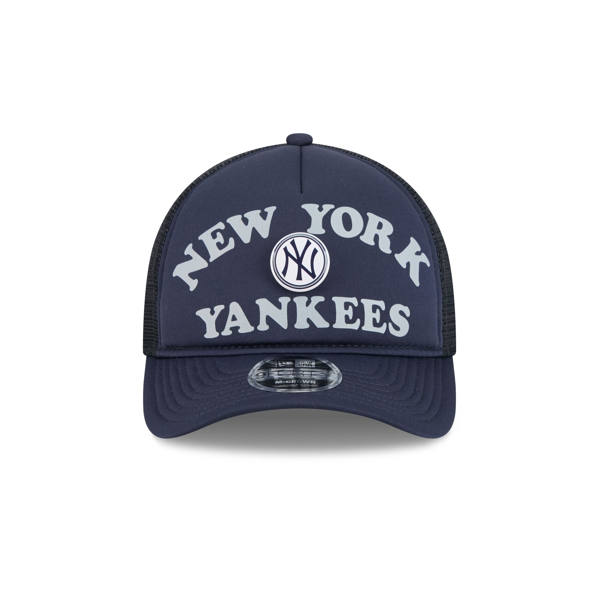 New York Yankees Button 9FORTY M-Crown A-Frame Trucker Hat