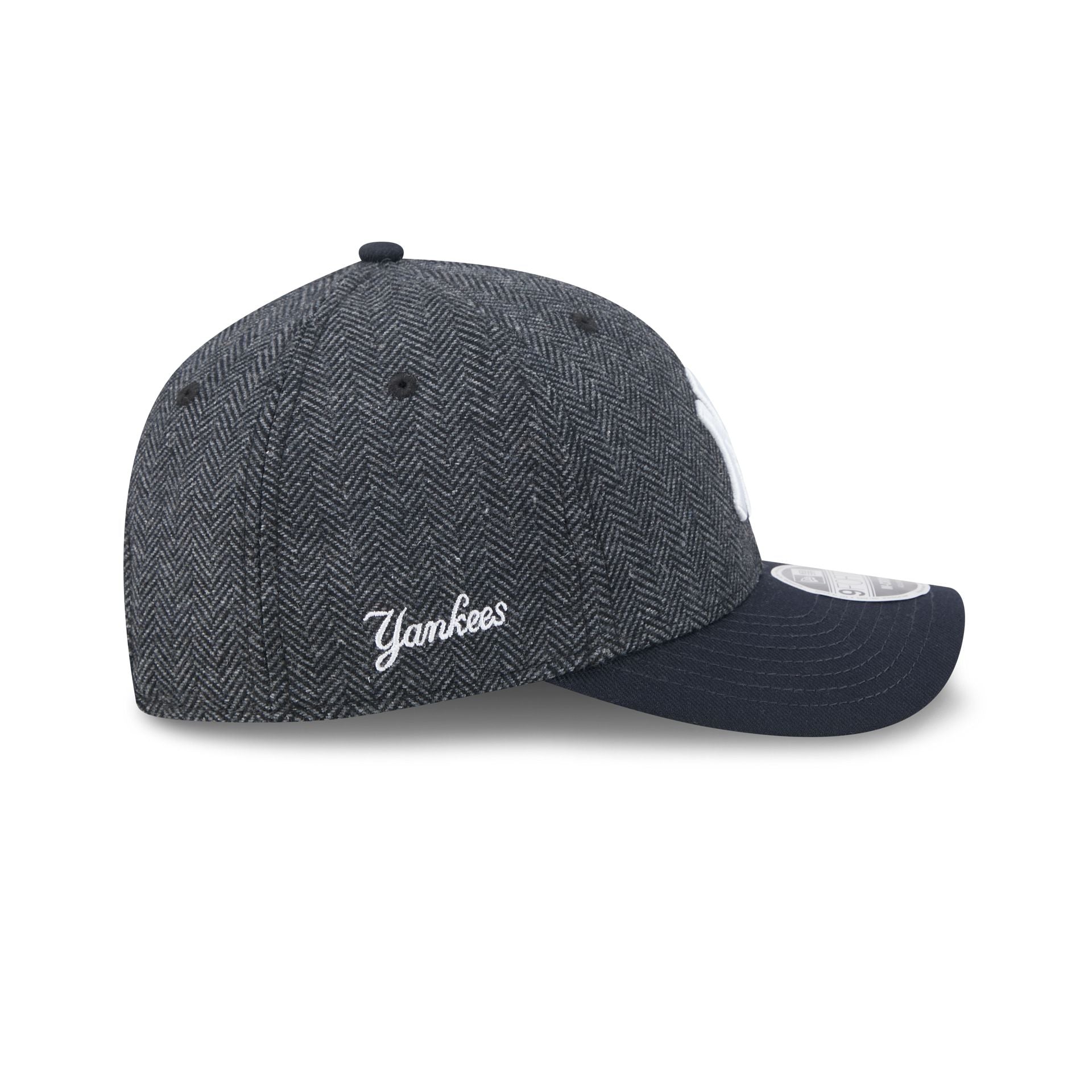 New York Yankees Faux Wool 9FORTY M-Crown Snapback Hat