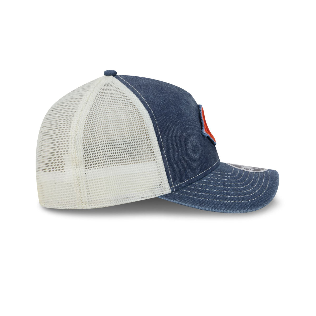 Chicago Bears Frayed Logo 9FORTY M-Crown A-Frame Trucker Hat