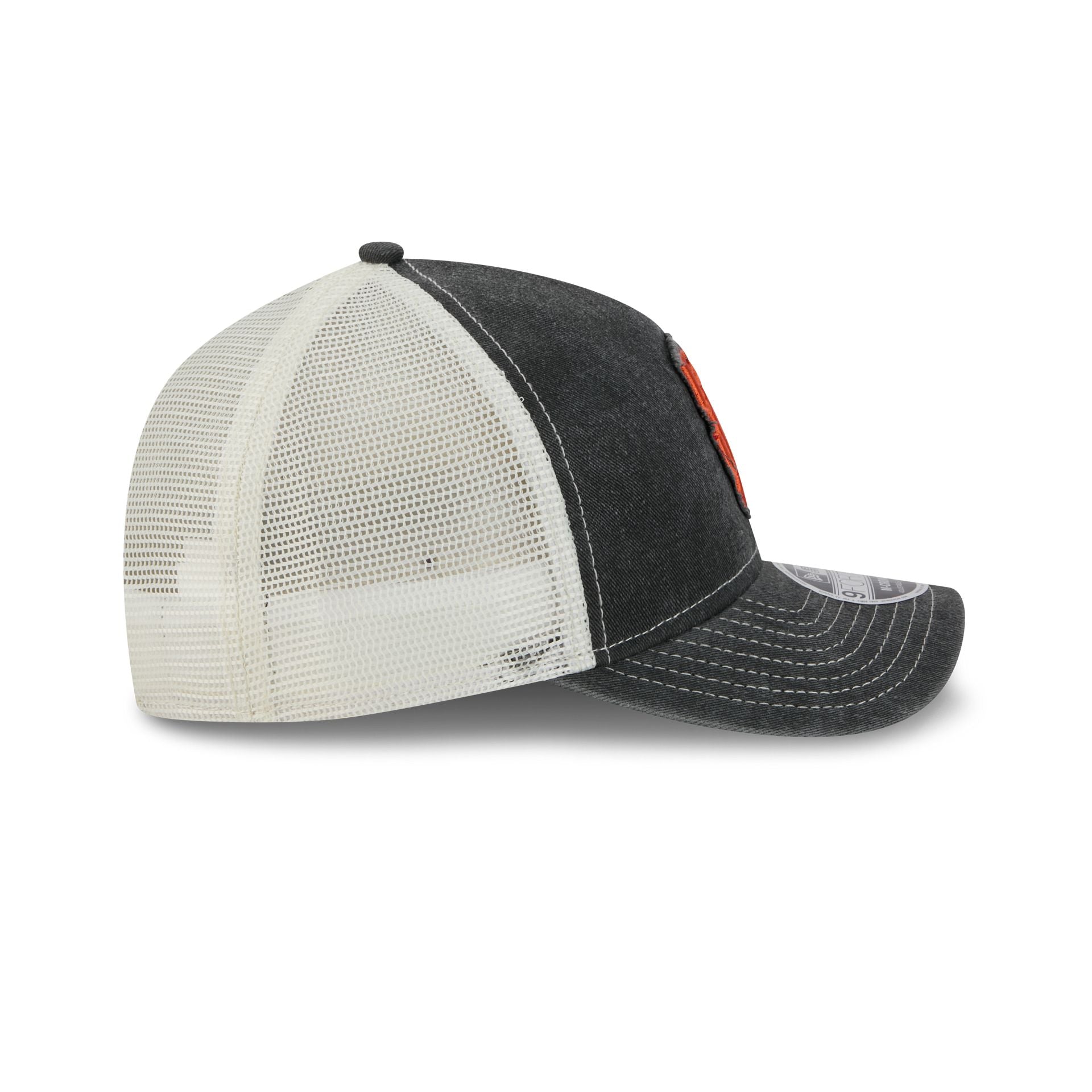 San Francisco Giants Frayed Logo 9FORTY M-Crown A-Frame Trucker Hat