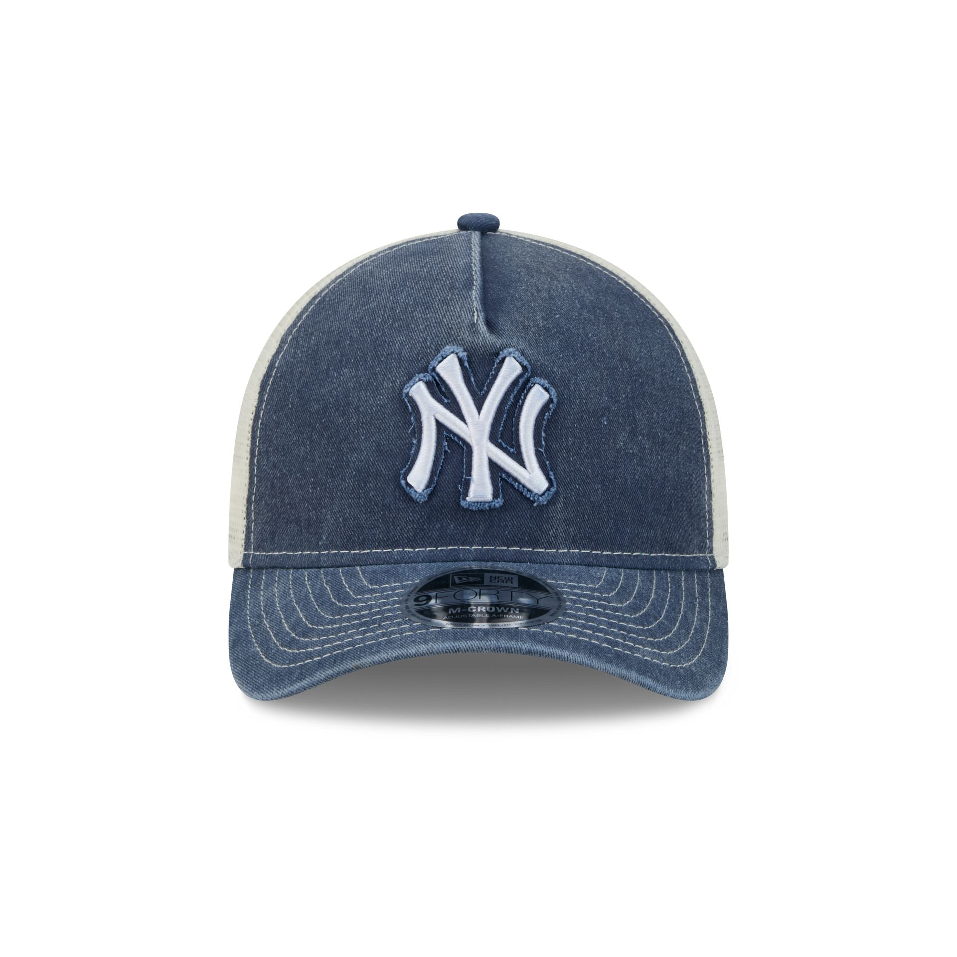 New York Yankees Frayed Logo 9FORTY M-Crown A-Frame Trucker Hat