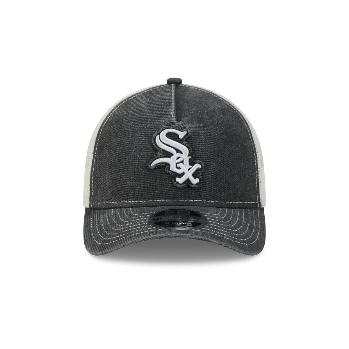Chicago White Sox Frayed Logo 9FORTY M-Crown A-Frame Trucker Hat