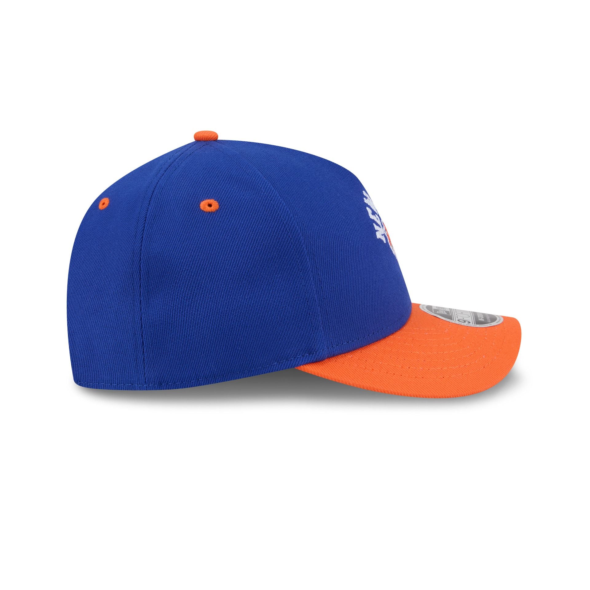 New York Knicks Arched Graphic 9FORTY M-Crown A-Frame Snapback Hat