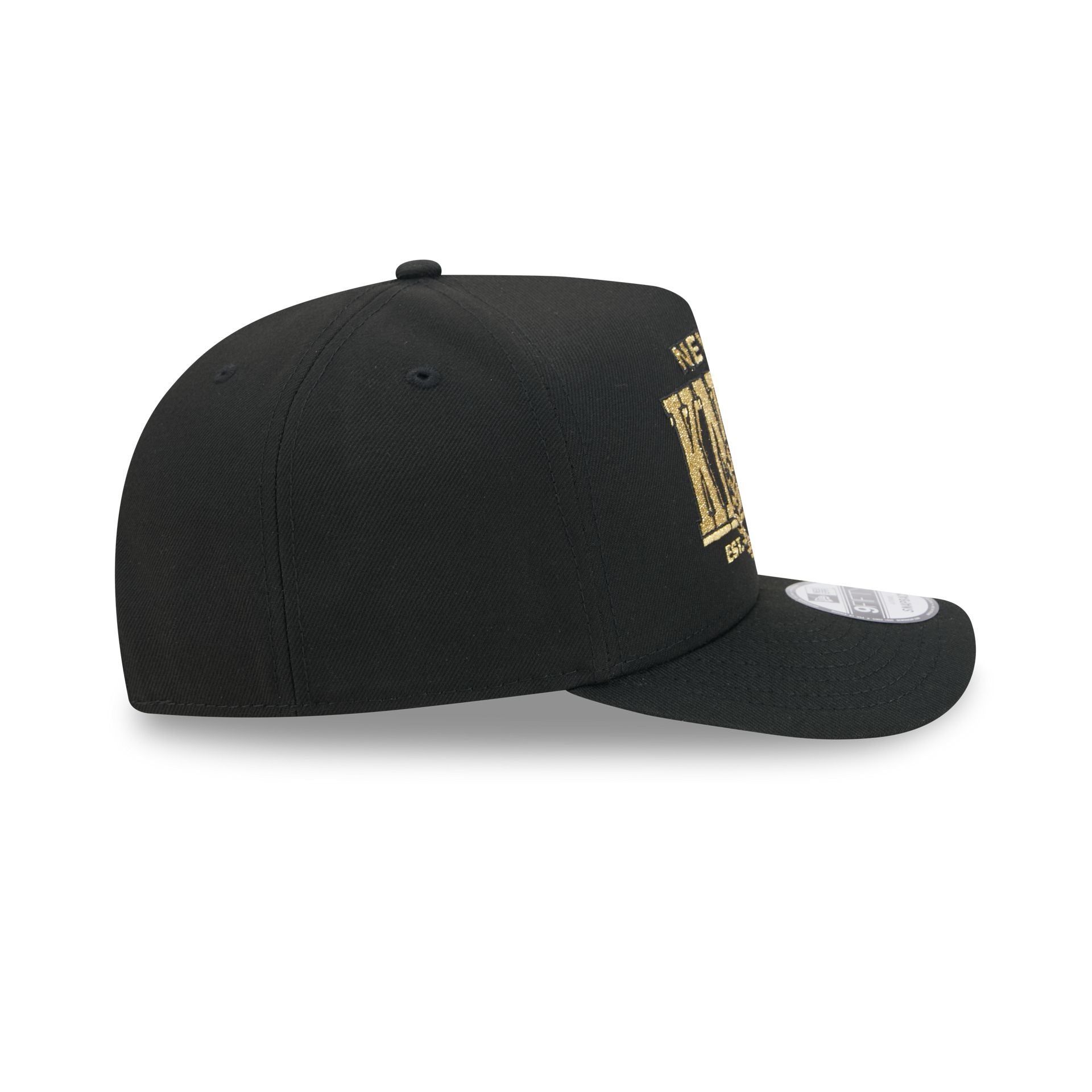 New York Knicks Gold Laurel Black 9FIFTY A-Frame Snapback Hat