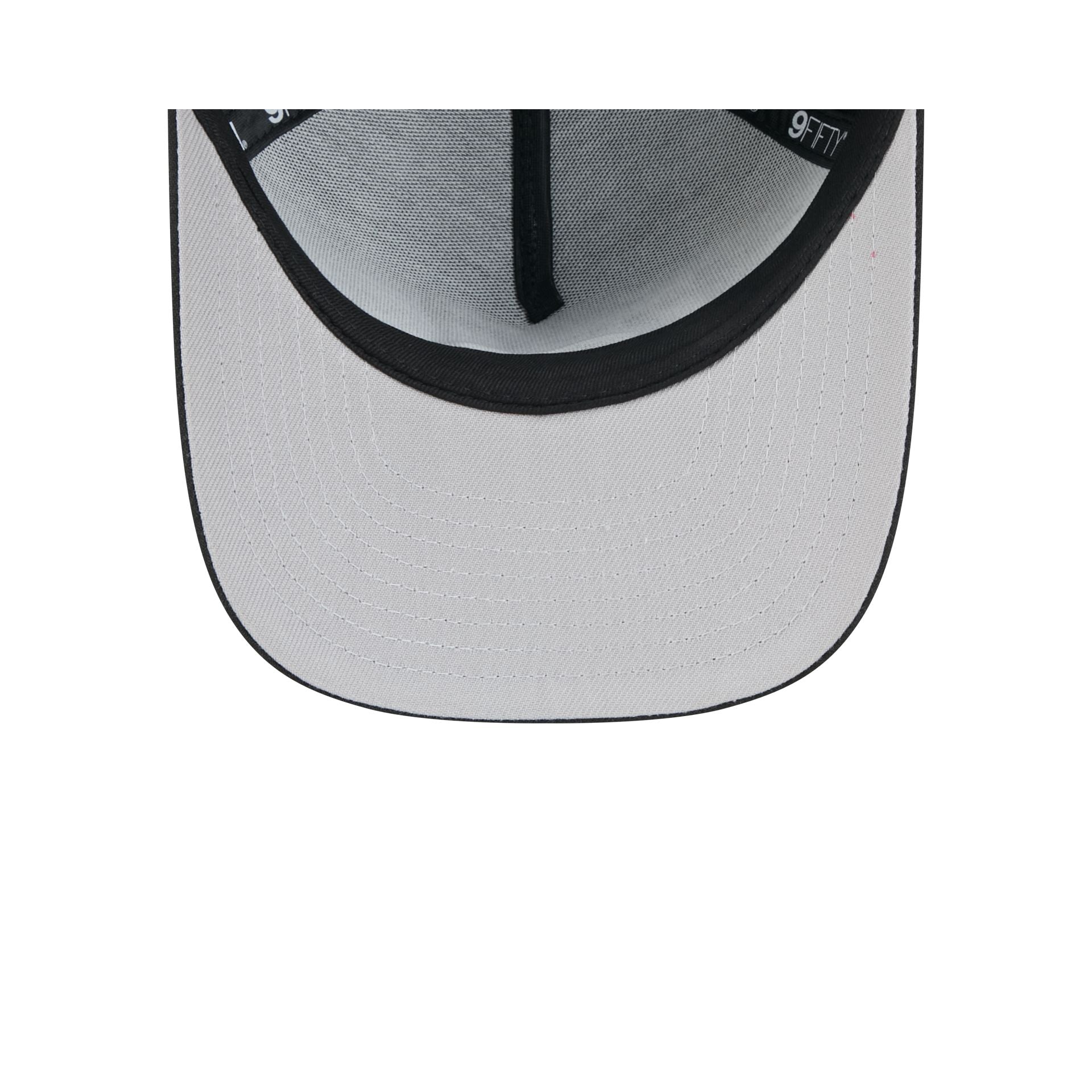 New York Knicks Gold Laurel Black 9FIFTY A-Frame Snapback Hat