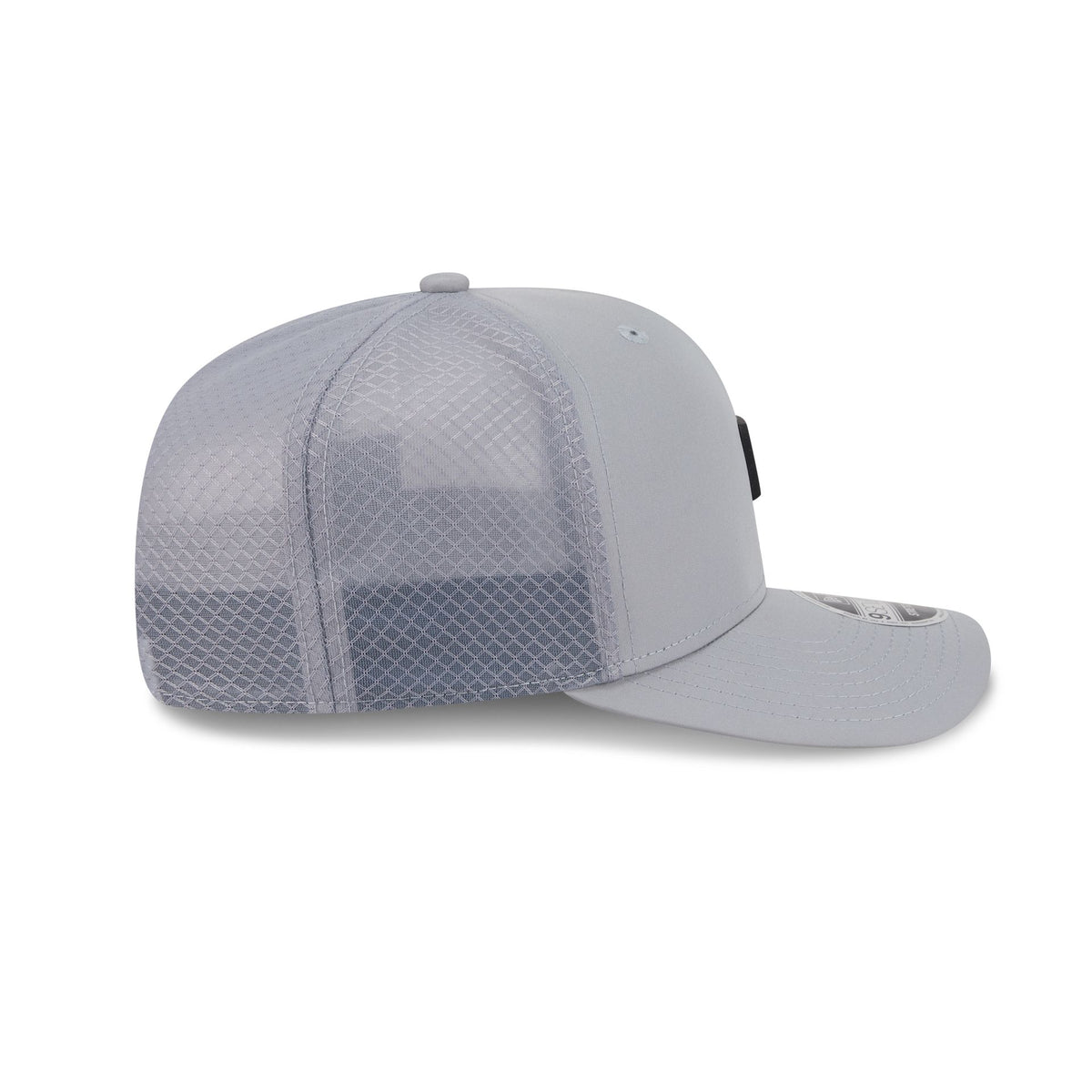Los Angeles Kings Mini Badge 9SEVENTY Trucker Hat