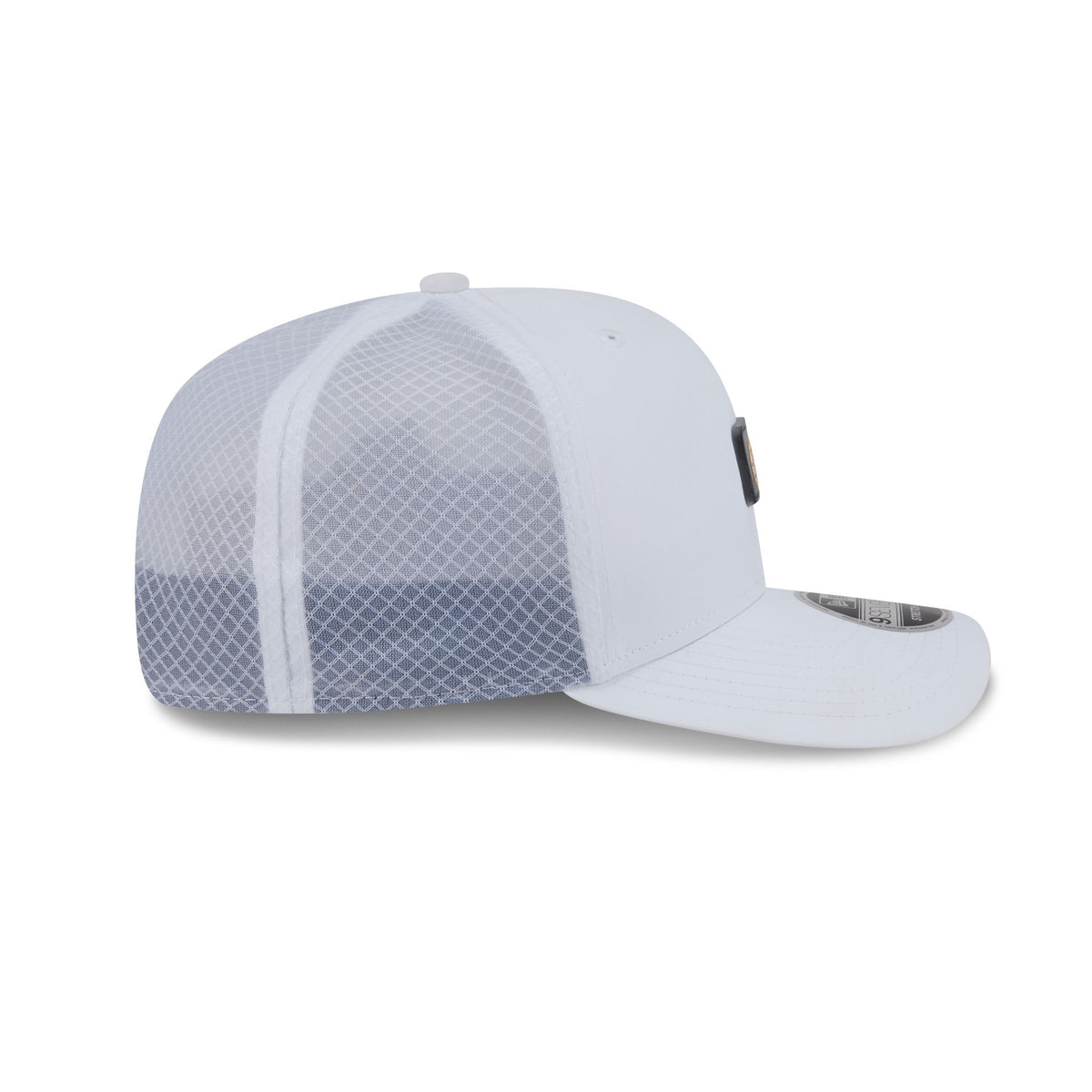 Boston Bruins Mini Badge 9SEVENTY Trucker Hat