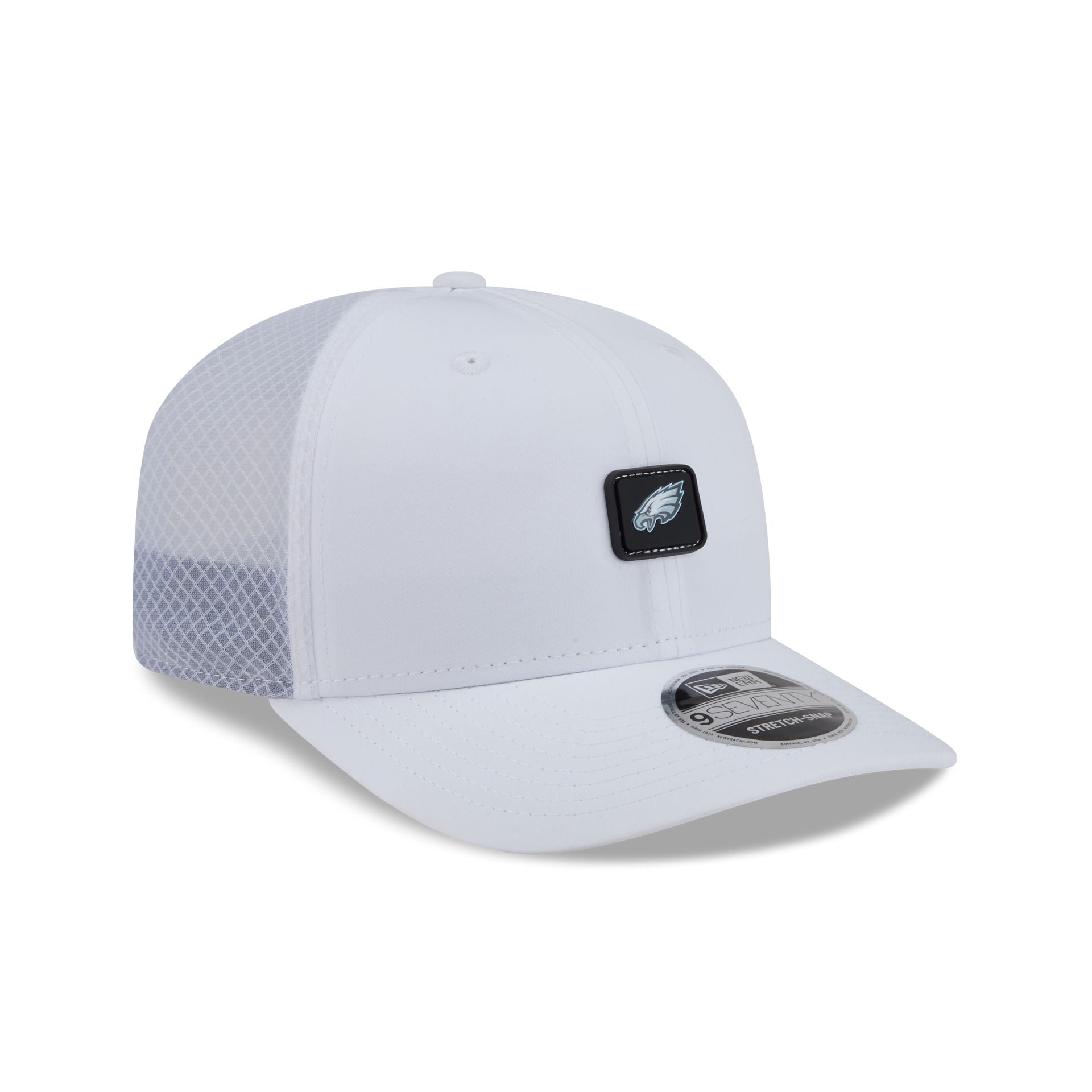 Philadelphia Eagles Mini Badge 9SEVENTY Trucker Hat