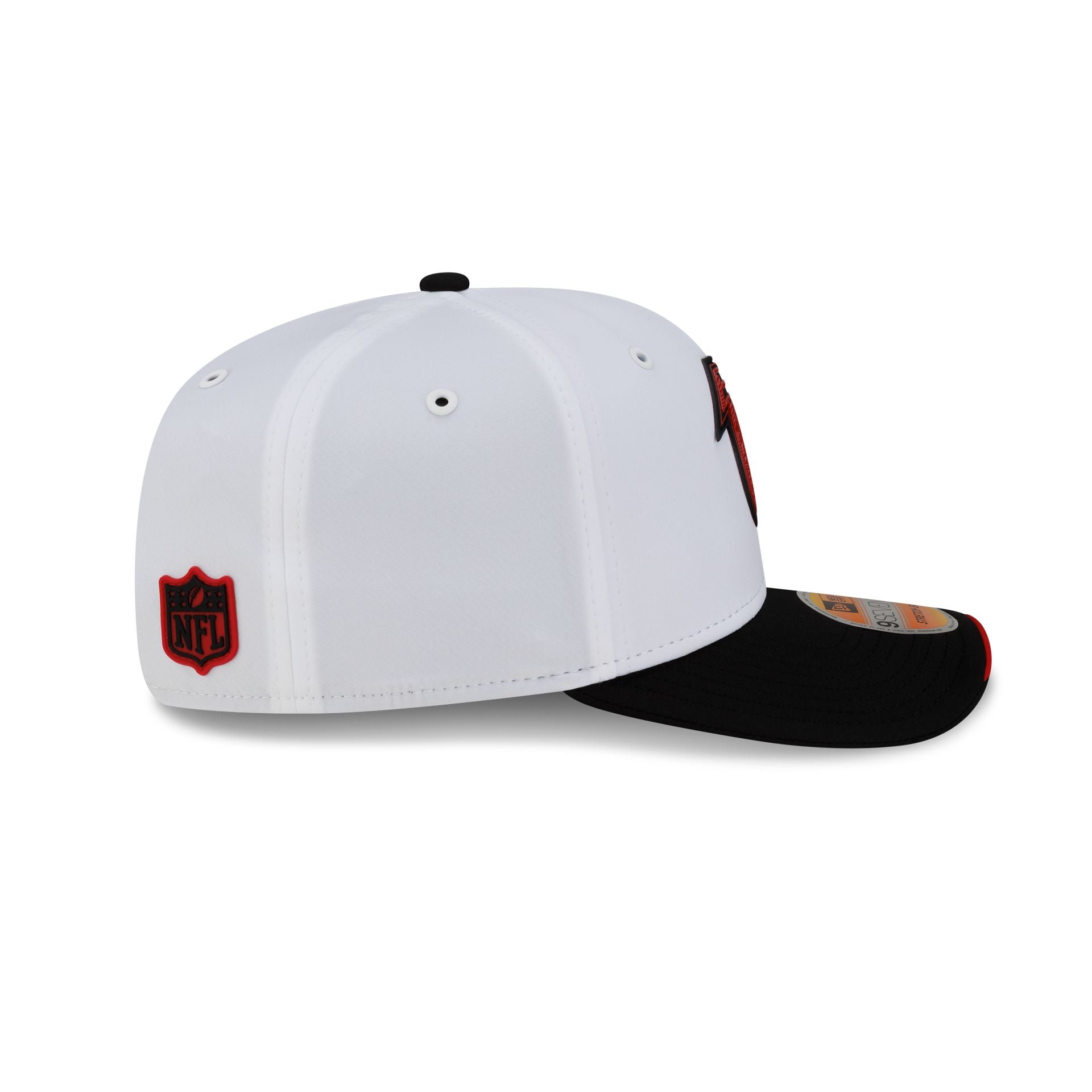 Atlanta Falcons 2026 Sideline White 9SEVENTY Stretch-Snap Hat