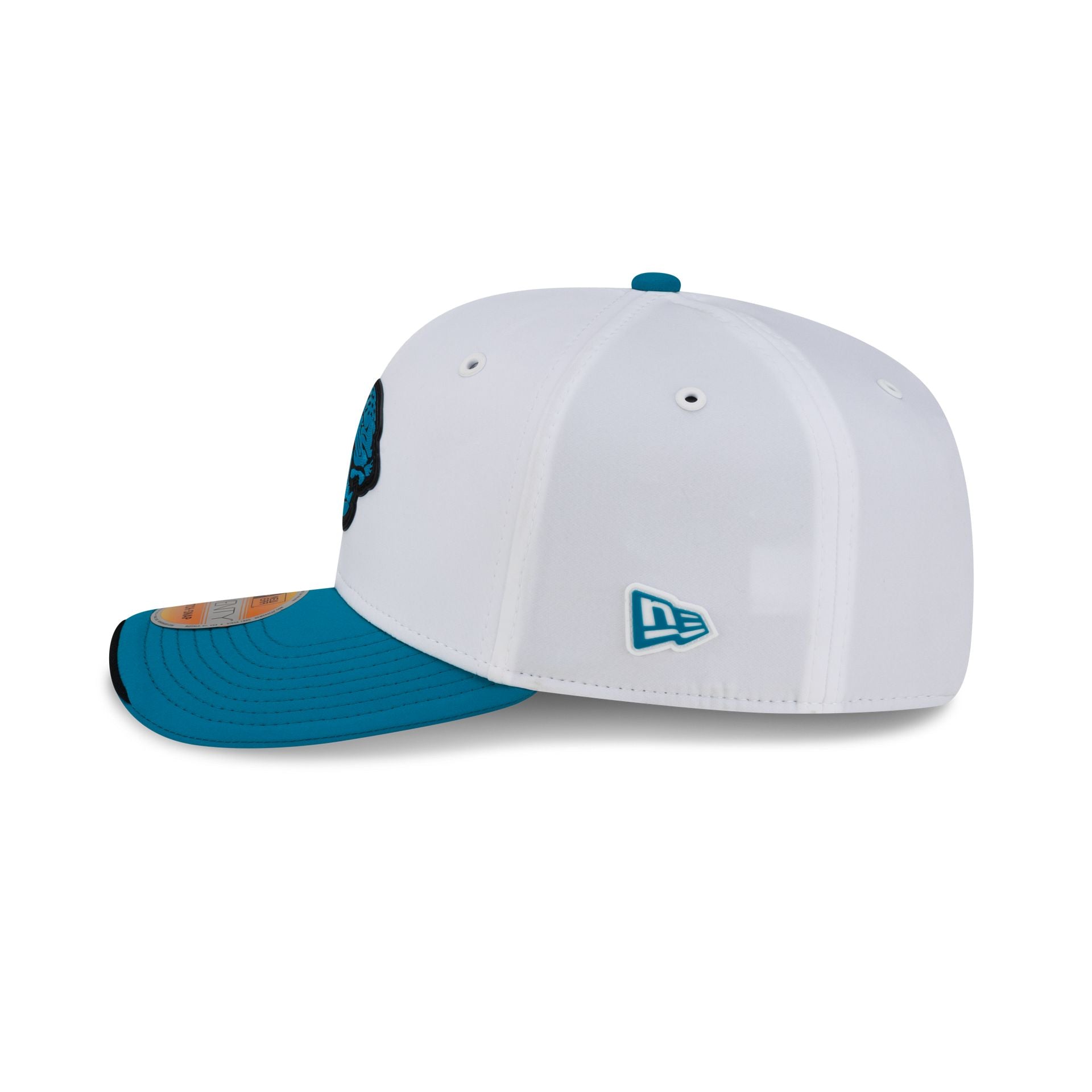 Jacksonville Jaguars 2026 Sideline White 9SEVENTY Stretch-Snap Hat