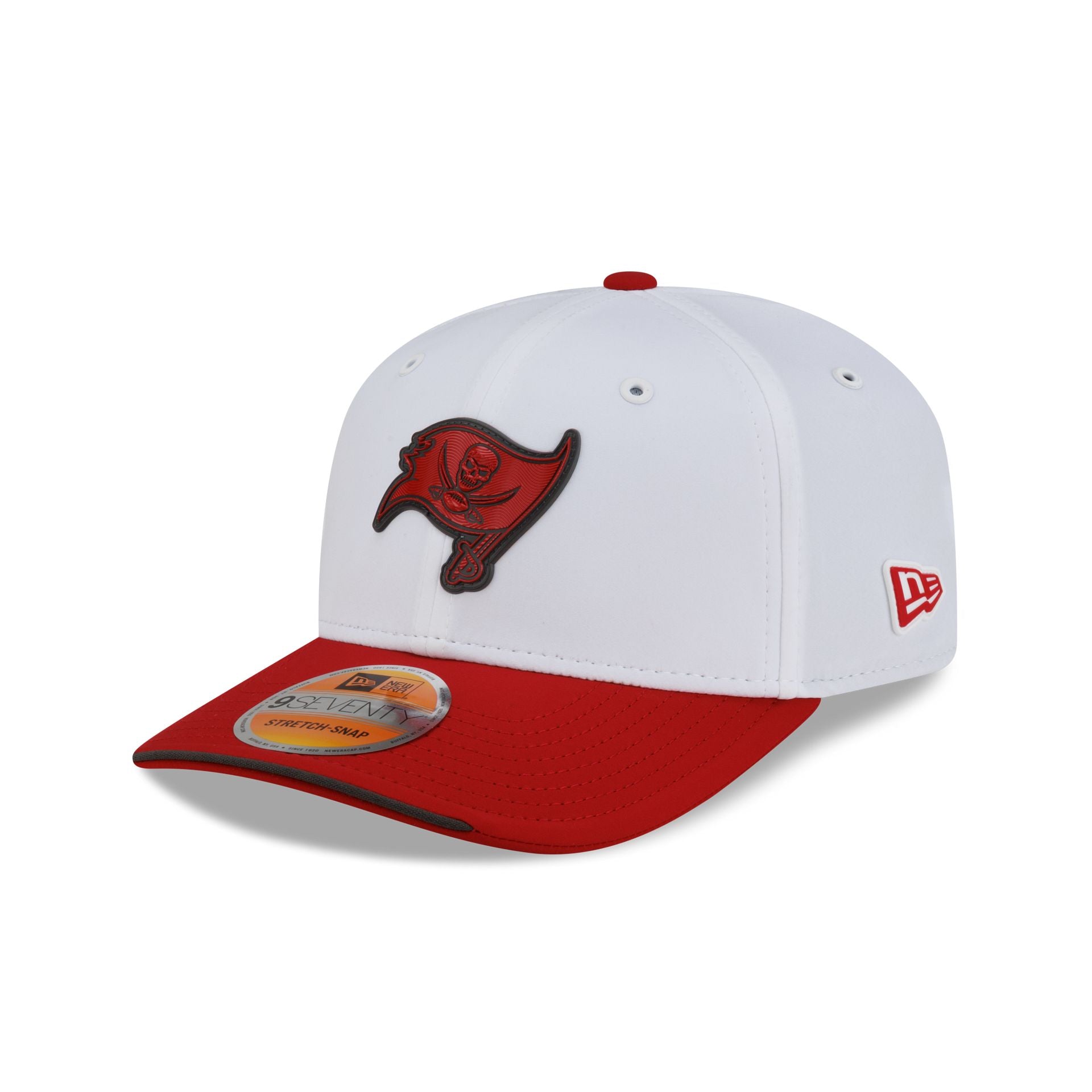 Tampa Bay Buccaneers 2026 Sideline White 9SEVENTY Stretch-Snap Hat