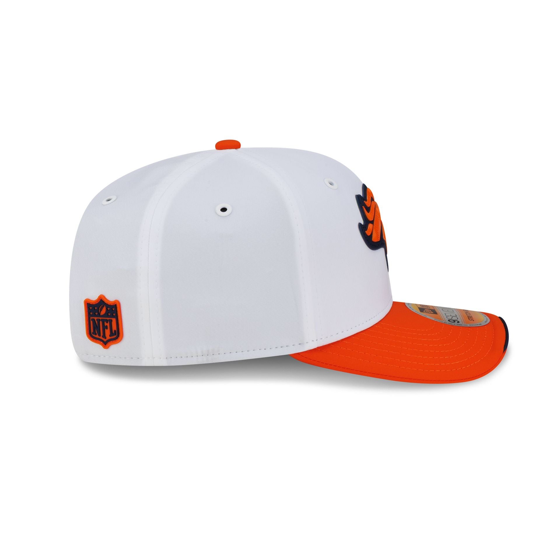 Denver Broncos 2026 Sideline White 9SEVENTY Stretch-Snap Hat