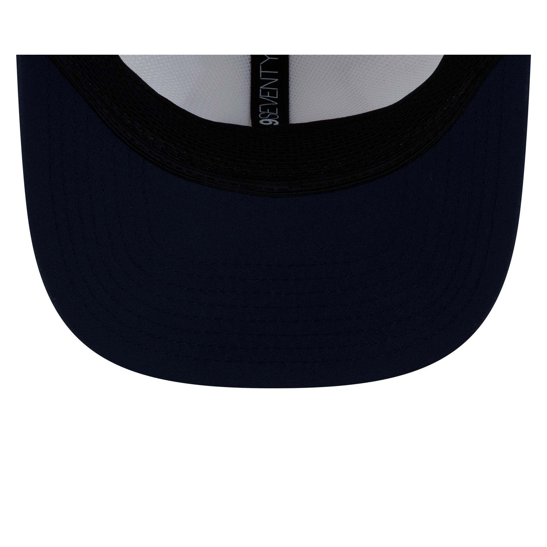 Dallas Cowboys 2026 Sideline White 9SEVENTY Stretch-Snap Hat