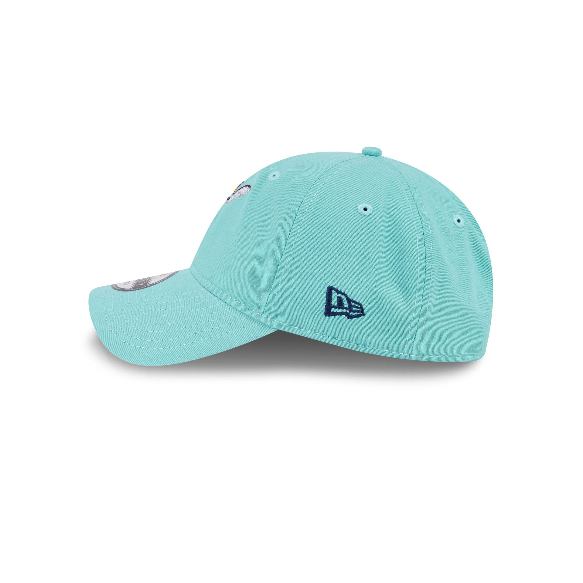 Looney Tunes Daffy Duck Pitch 9TWENTY Adjustable Hat