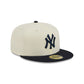 New York Yankees Chrome White Basic 59FIFTY Fitted Hat