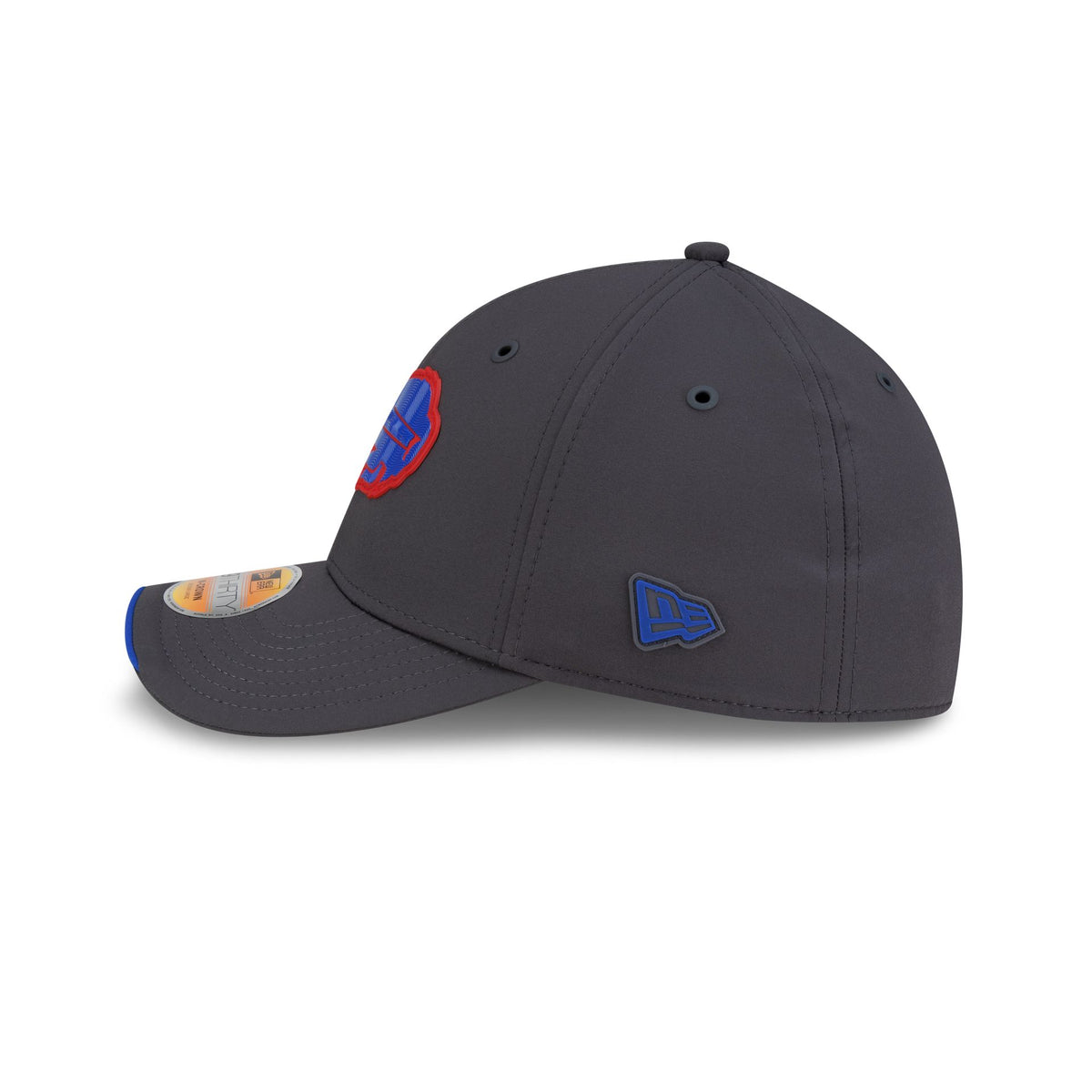 Buffalo Bills 2026 Sideline Gray 39THIRTY M-Crown Stretch Fit Hat