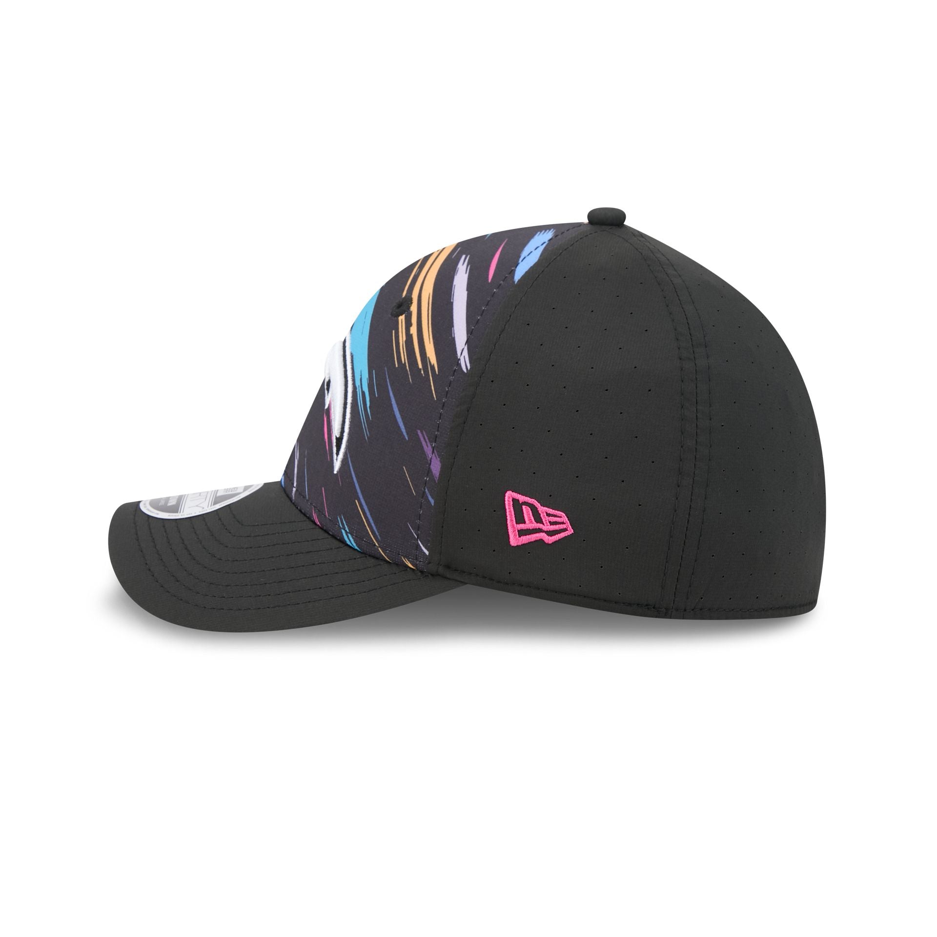 Los Angeles Chargers 2026 Crucial Catch 39THIRTY M-Crown Stretch Fit Hat