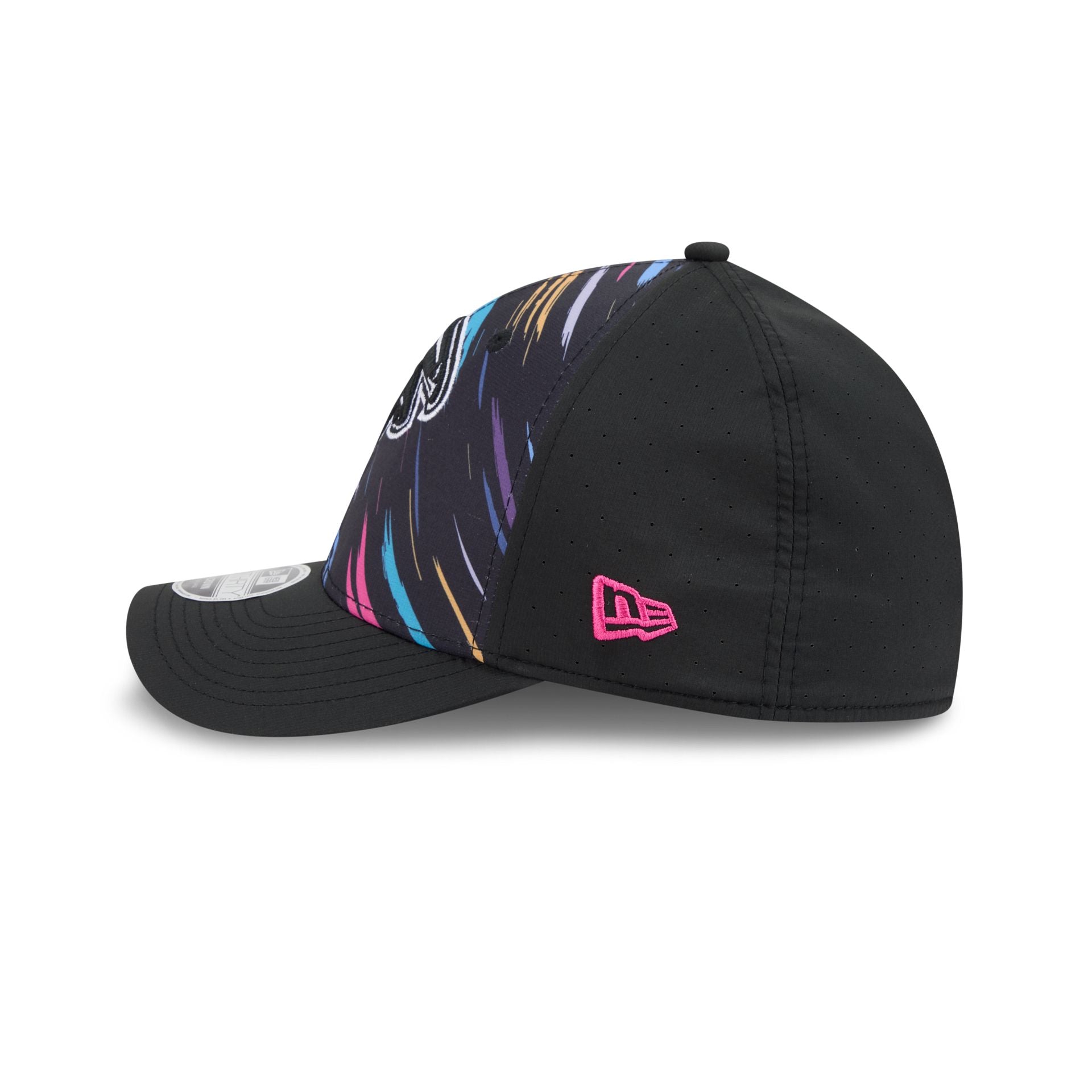 Atlanta Falcons 2026 Crucial Catch 39THIRTY M-Crown Stretch Fit Hat