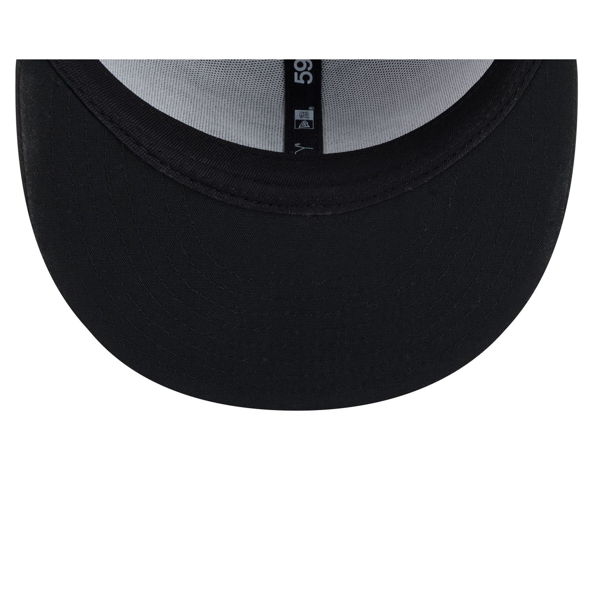 Philadelphia Eagles 2026 Salute to Service 59FIFTY Fitted Hat