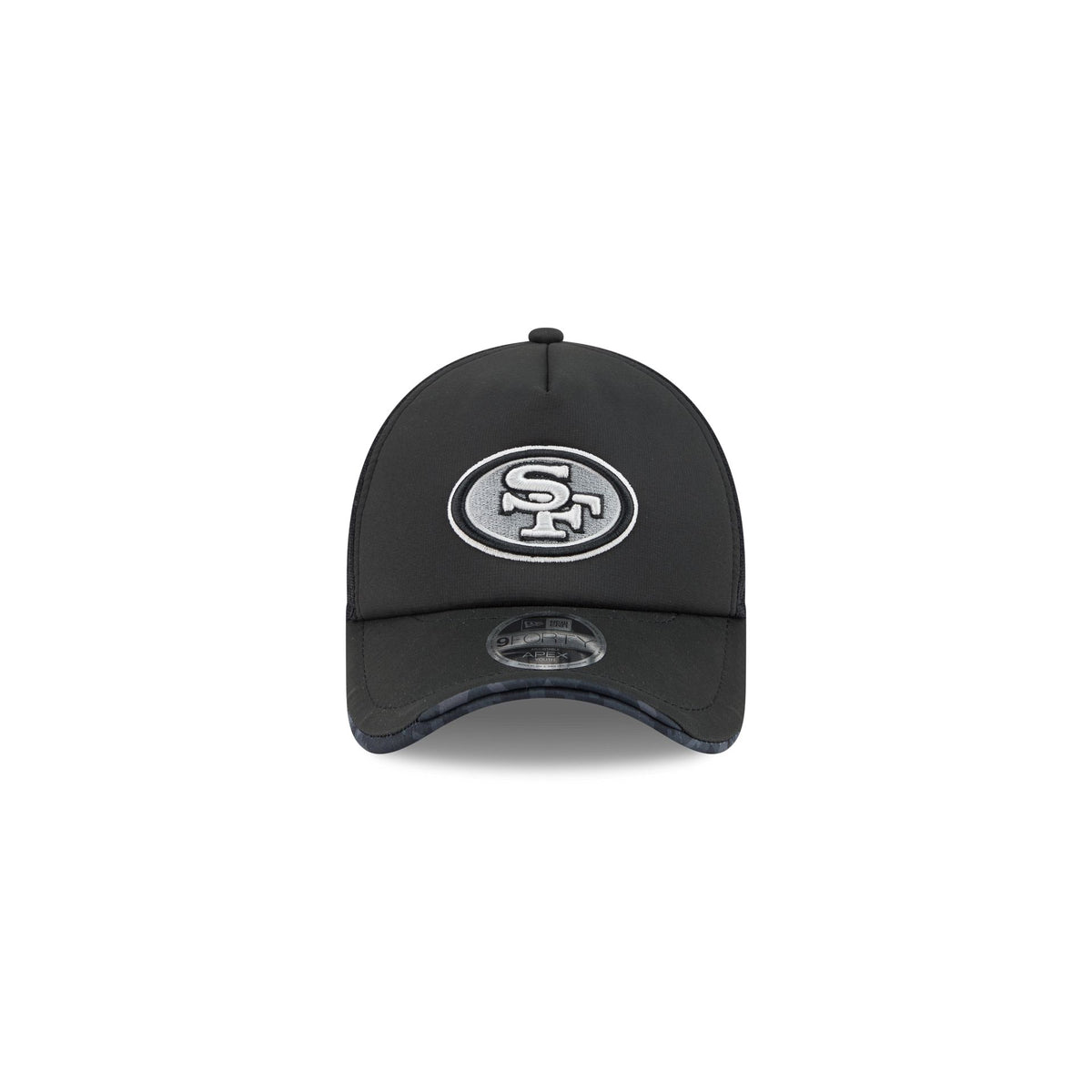 San Francisco 49ers 2026 Salute to Service Kids 9FORTY APEX Snapback Hat