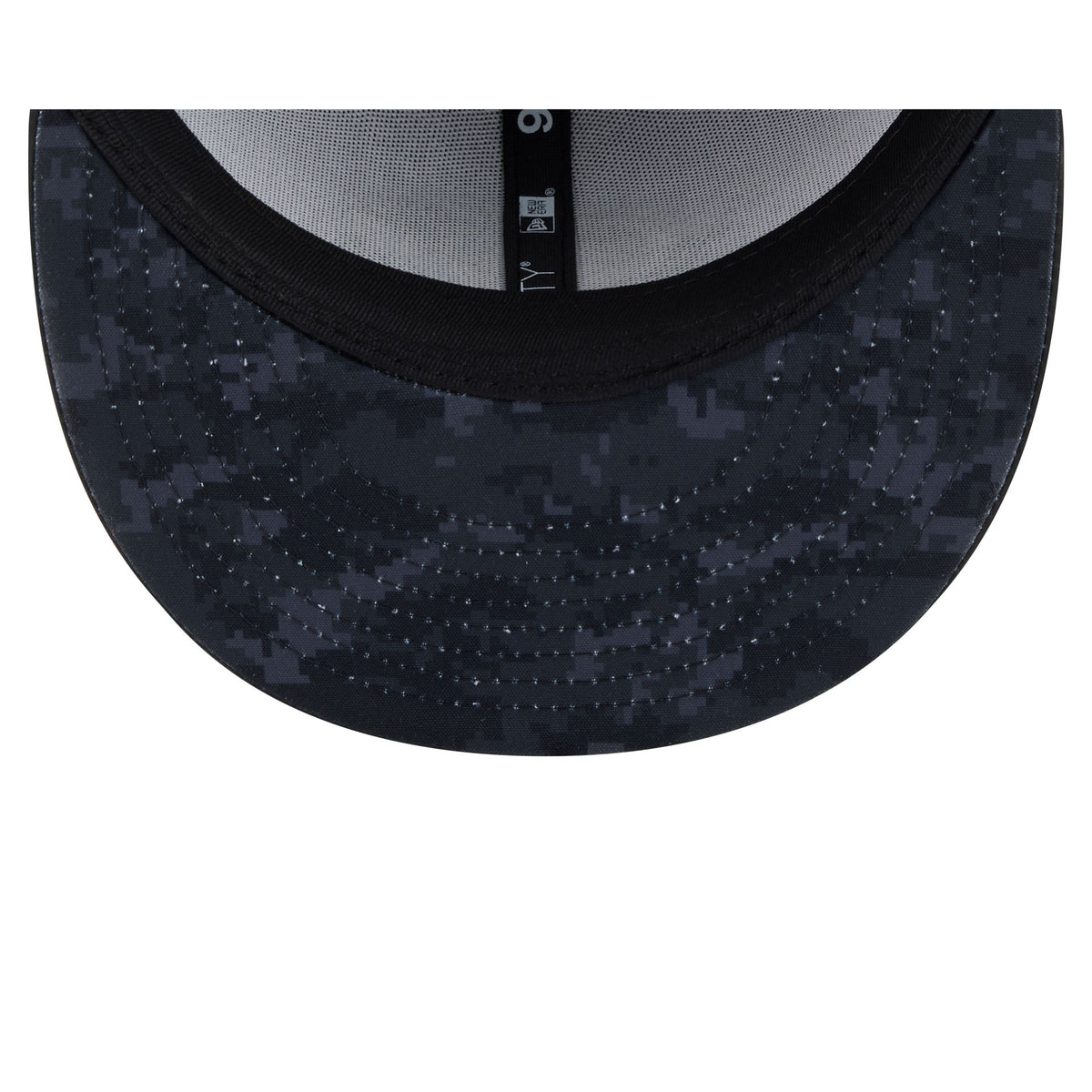 Chicago Bears 2026 Salute to Service 9FIFTY Snapback Hat