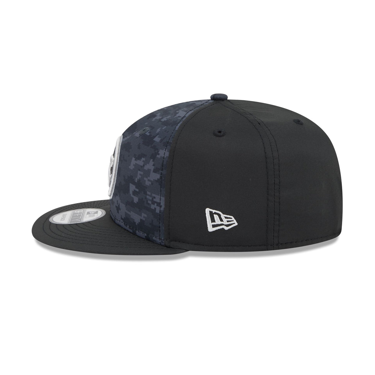 Tennessee Titans 2026 Salute to Service 9FIFTY Snapback Hat