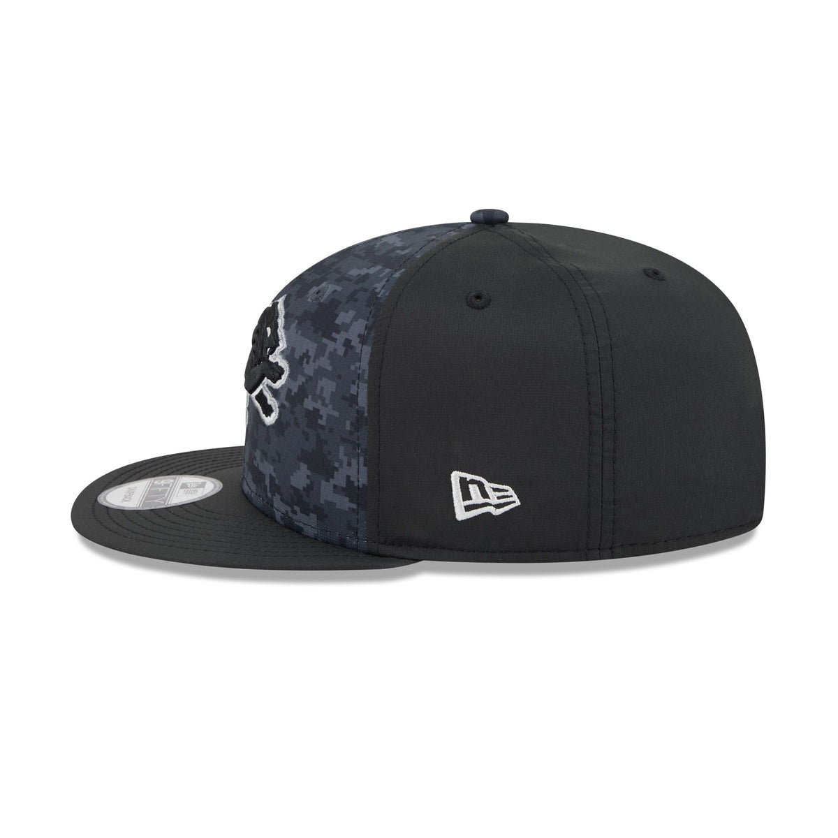Detroit Lions 2026 Salute to Service 9FIFTY Snapback Hat