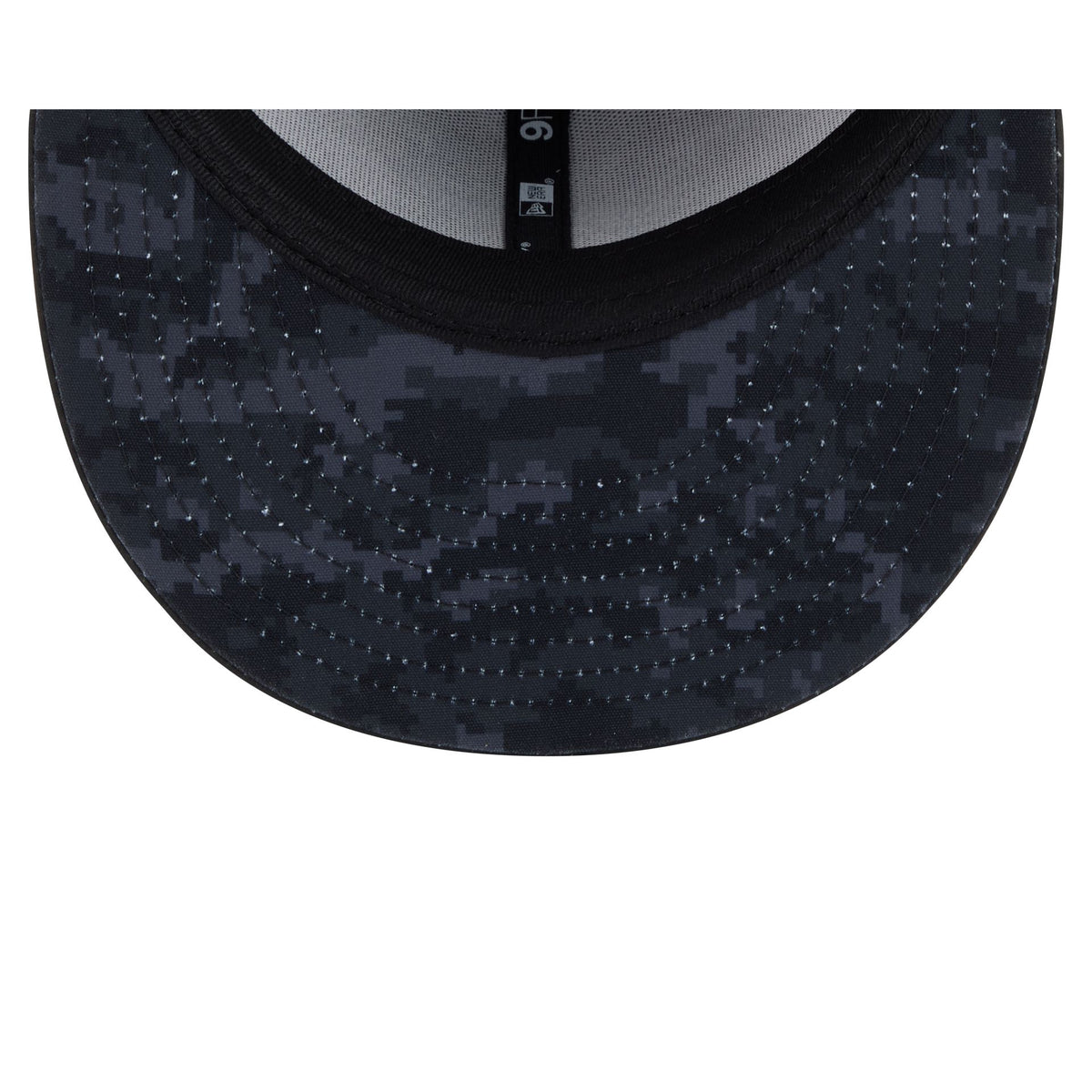 Detroit Lions 2026 Salute to Service 9FIFTY Snapback Hat