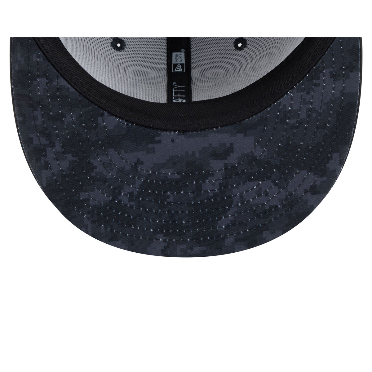 Pittsburgh Steelers 2026 Salute to Service 9FIFTY Snapback Hat