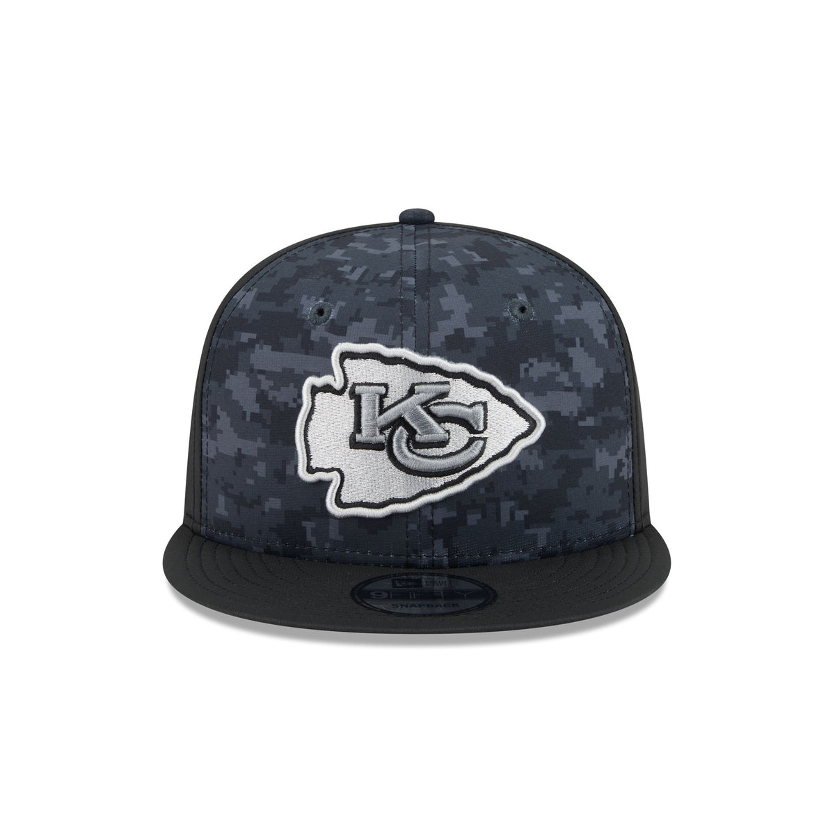 Kansas City Chiefs 2026 Salute to Service 9FIFTY Snapback Hat