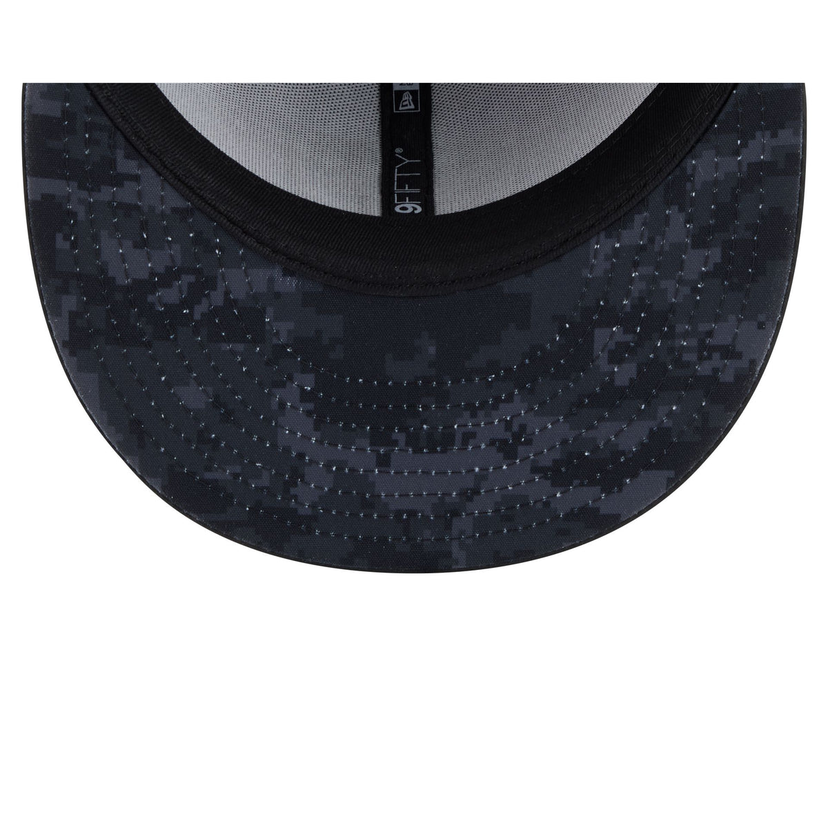 Las Vegas Raiders 2026 Salute to Service 9FIFTY Snapback Hat