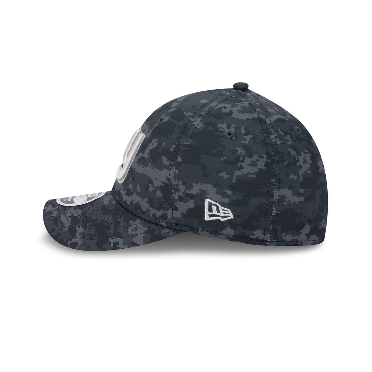 New York Giants 2026 Salute to Service 39THIRTY M-Crown Stretch Fit Hat