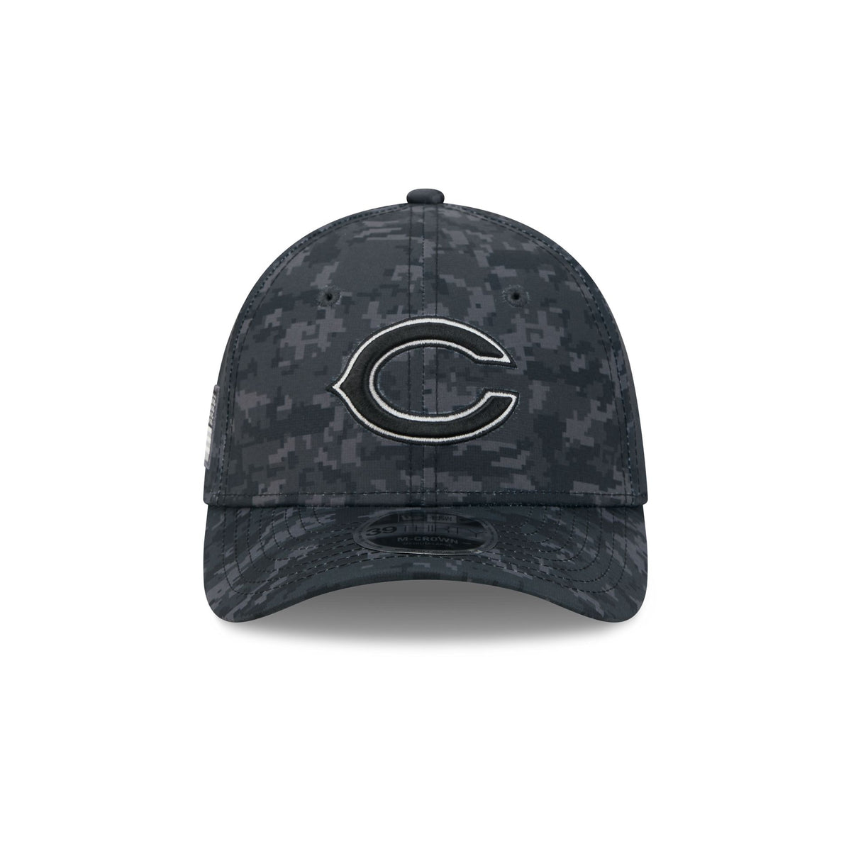 Chicago Bears 2026 Salute to Service 39THIRTY M-Crown Stretch Fit Hat