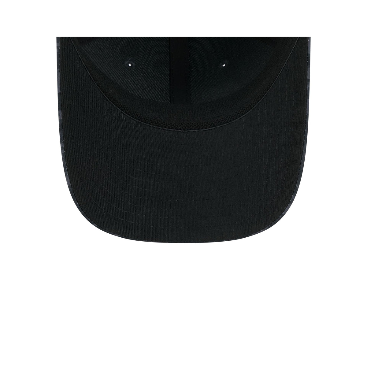 Buffalo Bills 2026 Salute to Service 39THIRTY M-Crown Stretch Fit Hat