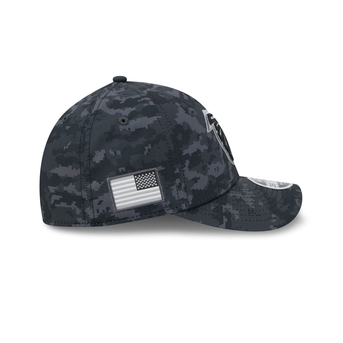 Atlanta Falcons 2026 Salute to Service 39THIRTY M-Crown Stretch Fit Hat