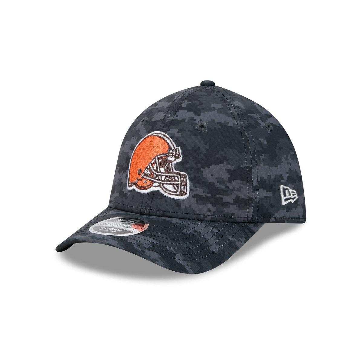 Cleveland Browns 2026 Salute to Service 39THIRTY M-Crown Stretch Fit Hat