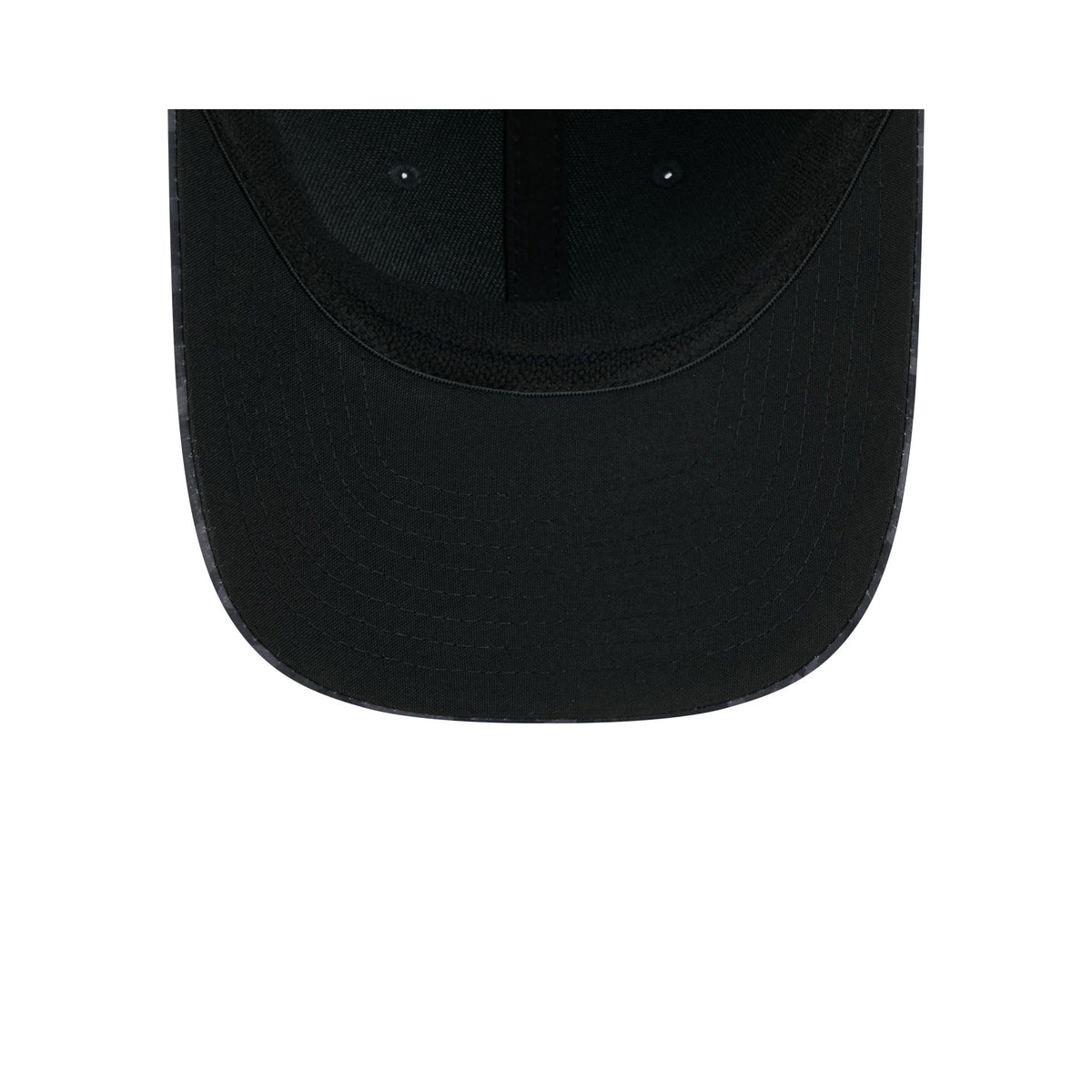 Chicago Bears 2026 Salute to Service Alt 39THIRTY M-Crown Stretch Fit Hat