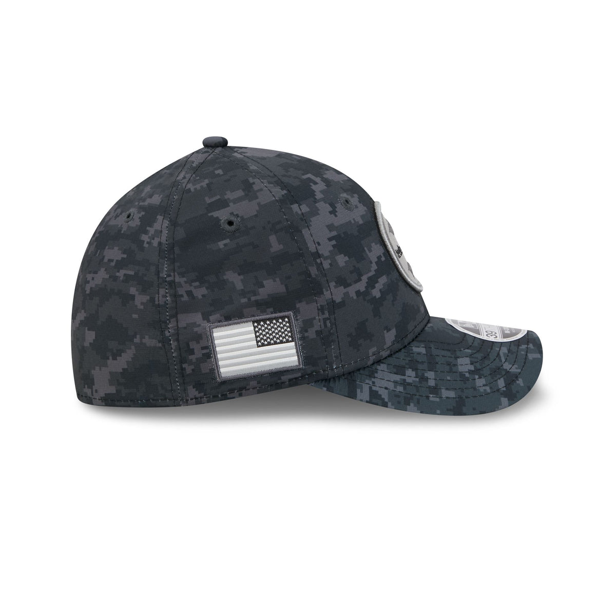 Pittsburgh Steelers 2026 Salute to Service 39THIRTY M-Crown Stretch Fit Hat