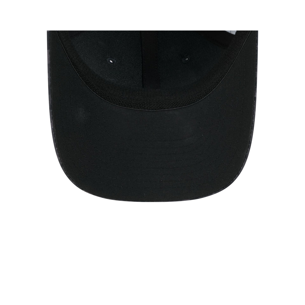 Kansas City Chiefs 2026 Salute to Service 39THIRTY M-Crown Stretch Fit Hat