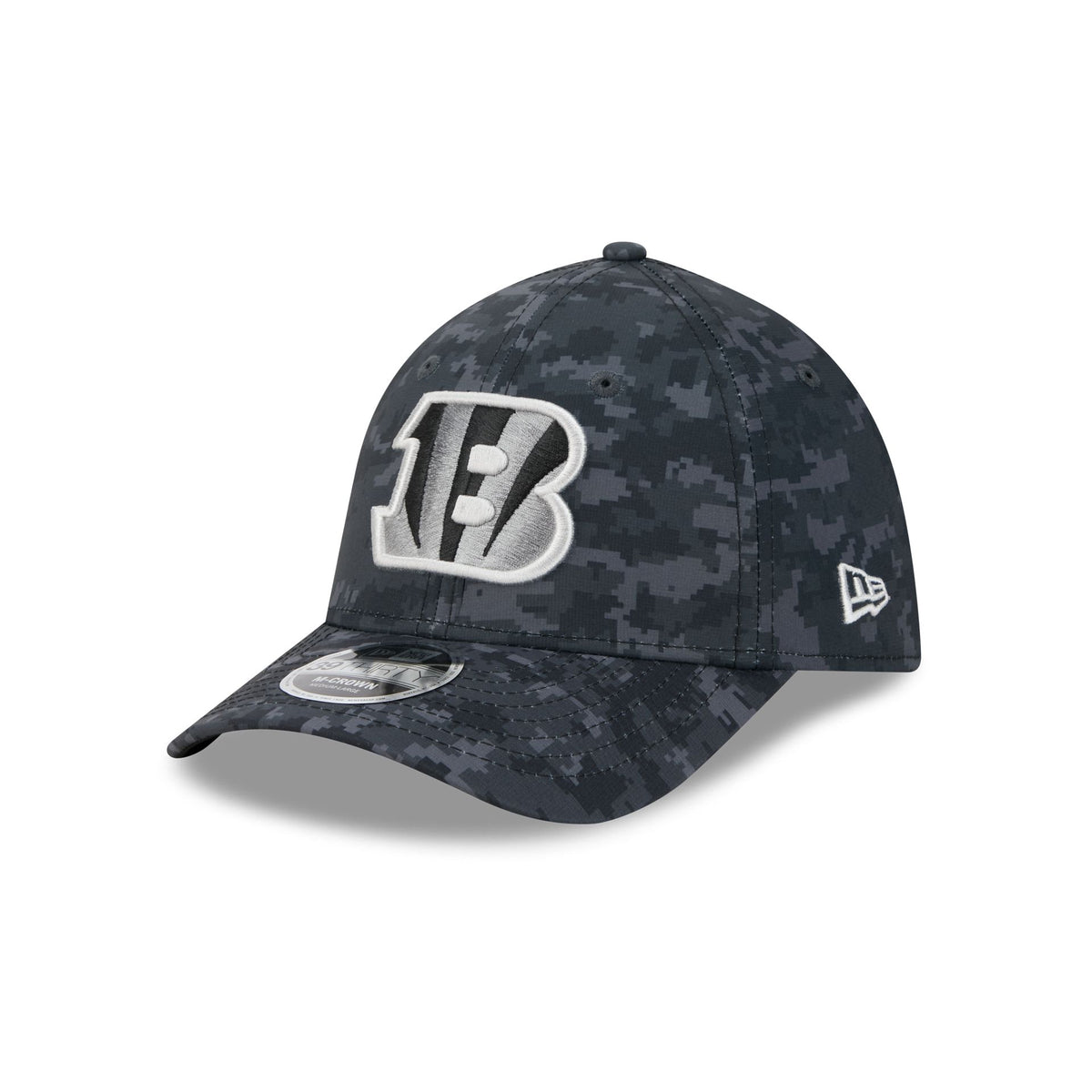 Cincinnati Bengals 2026 Salute to Service 39THIRTY M-Crown Stretch Fit Hat