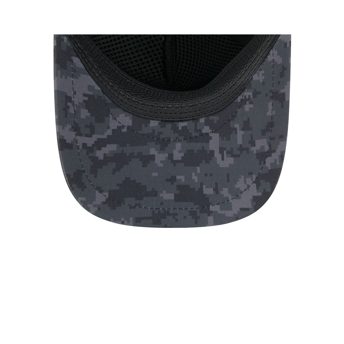Buffalo Bills 2026 Salute to Service Kids 9FORTY APEX Snapback Hat
