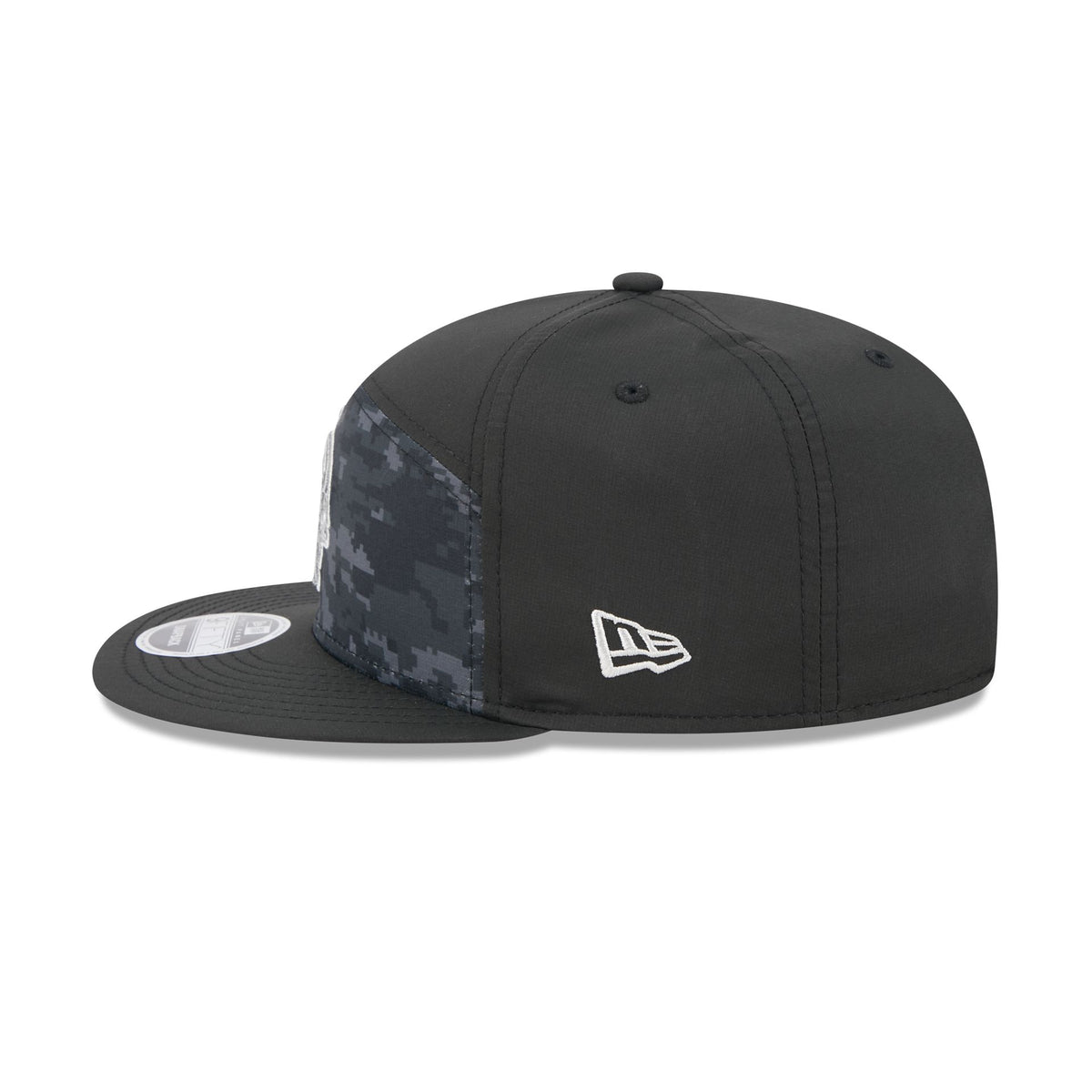 Minnesota Vikings 2026 Salute to Service Split Panel 9FIFTY Snapback Hat
