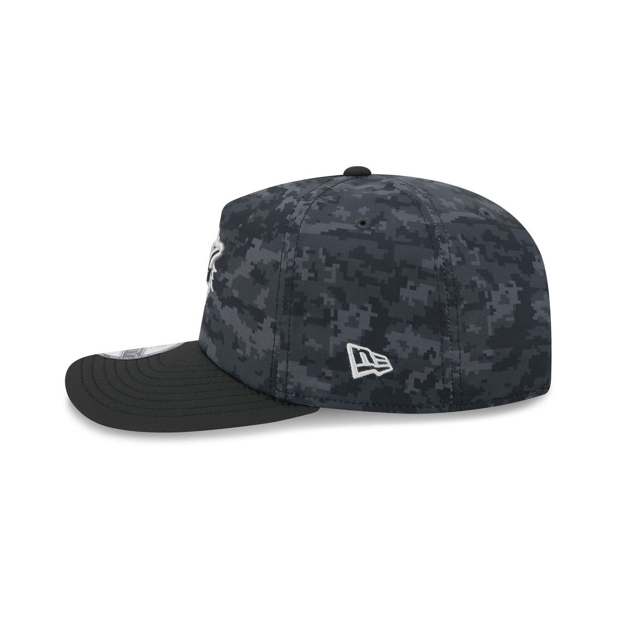 Miami Dolphins 2026 Salute to Service 19TWENTY Snapback Hat