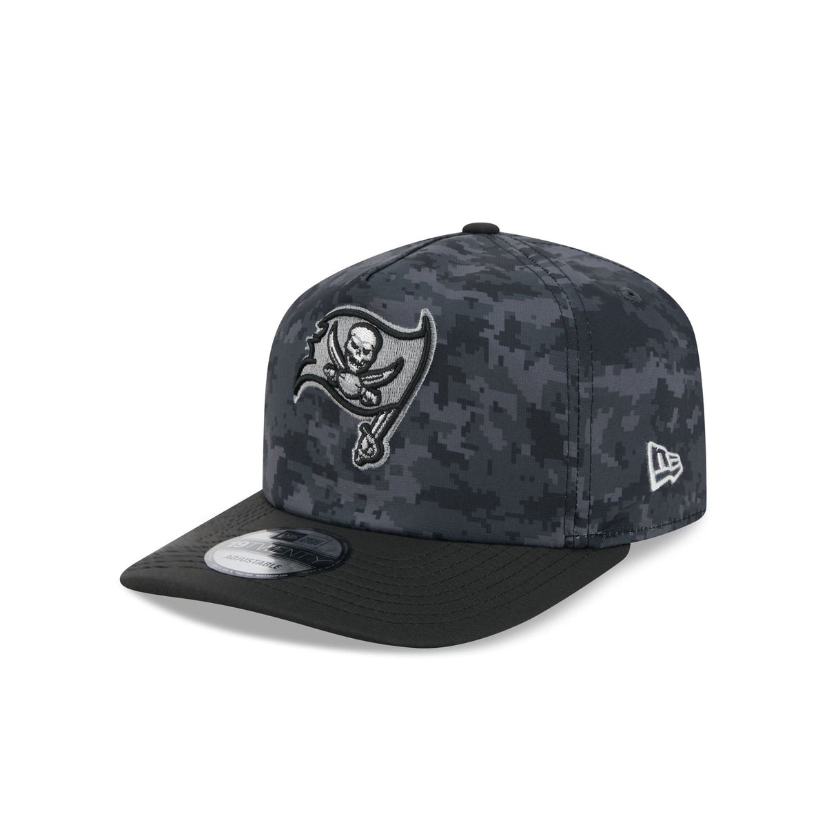 Tampa Bay Buccaneers 2026 Salute to Service 19TWENTY Snapback Hat