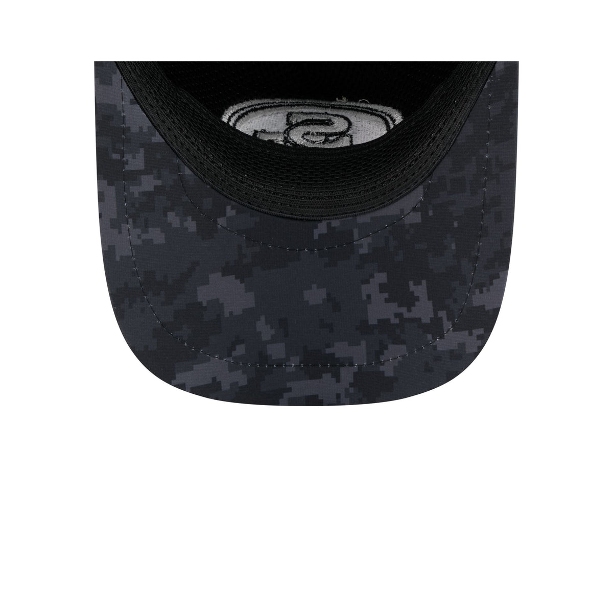 San Francisco 49ers 2026 Salute to Service 9FORTY APEX Snapback Hat