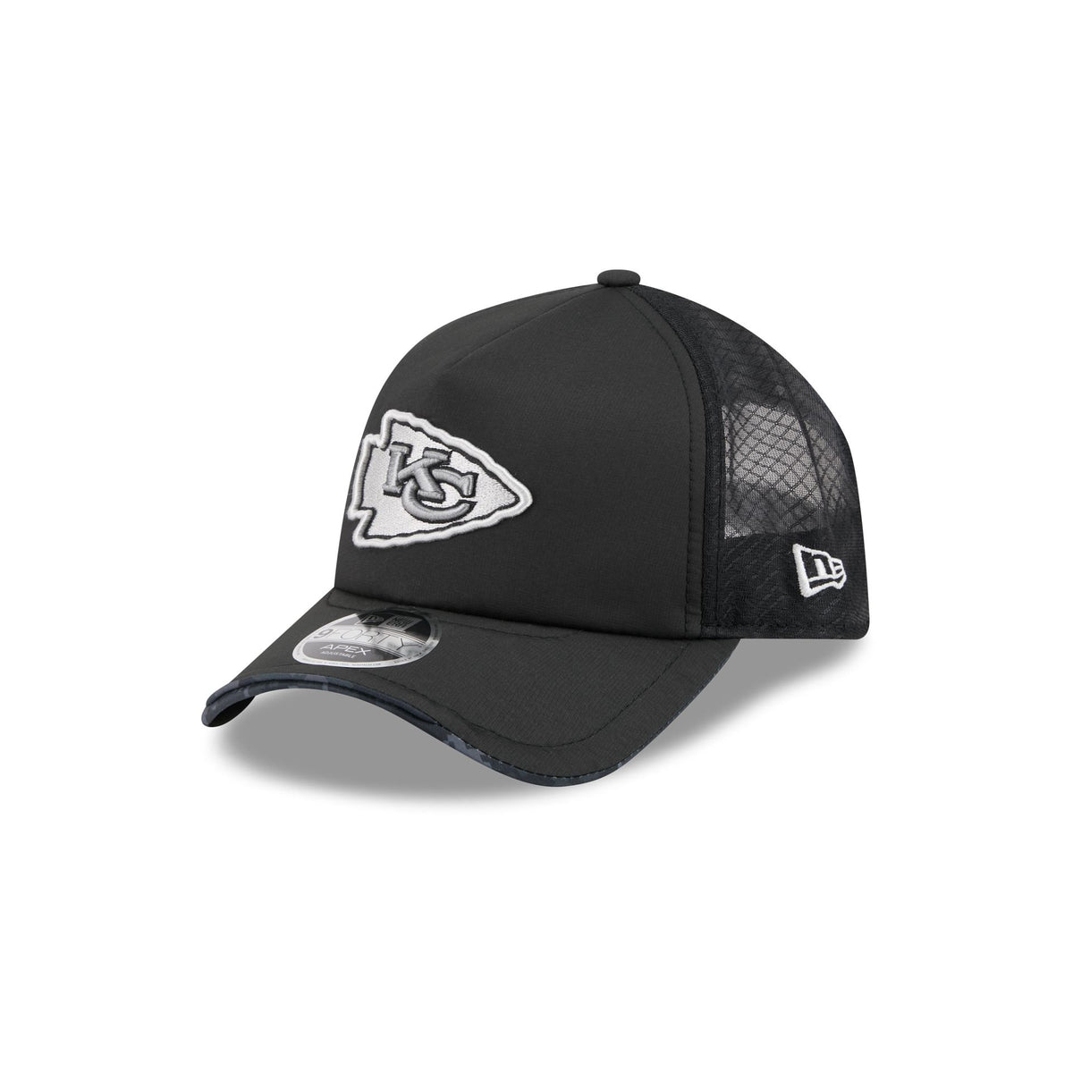 Kansas City Chiefs 2026 Salute to Service 9FORTY APEX Snapback Hat