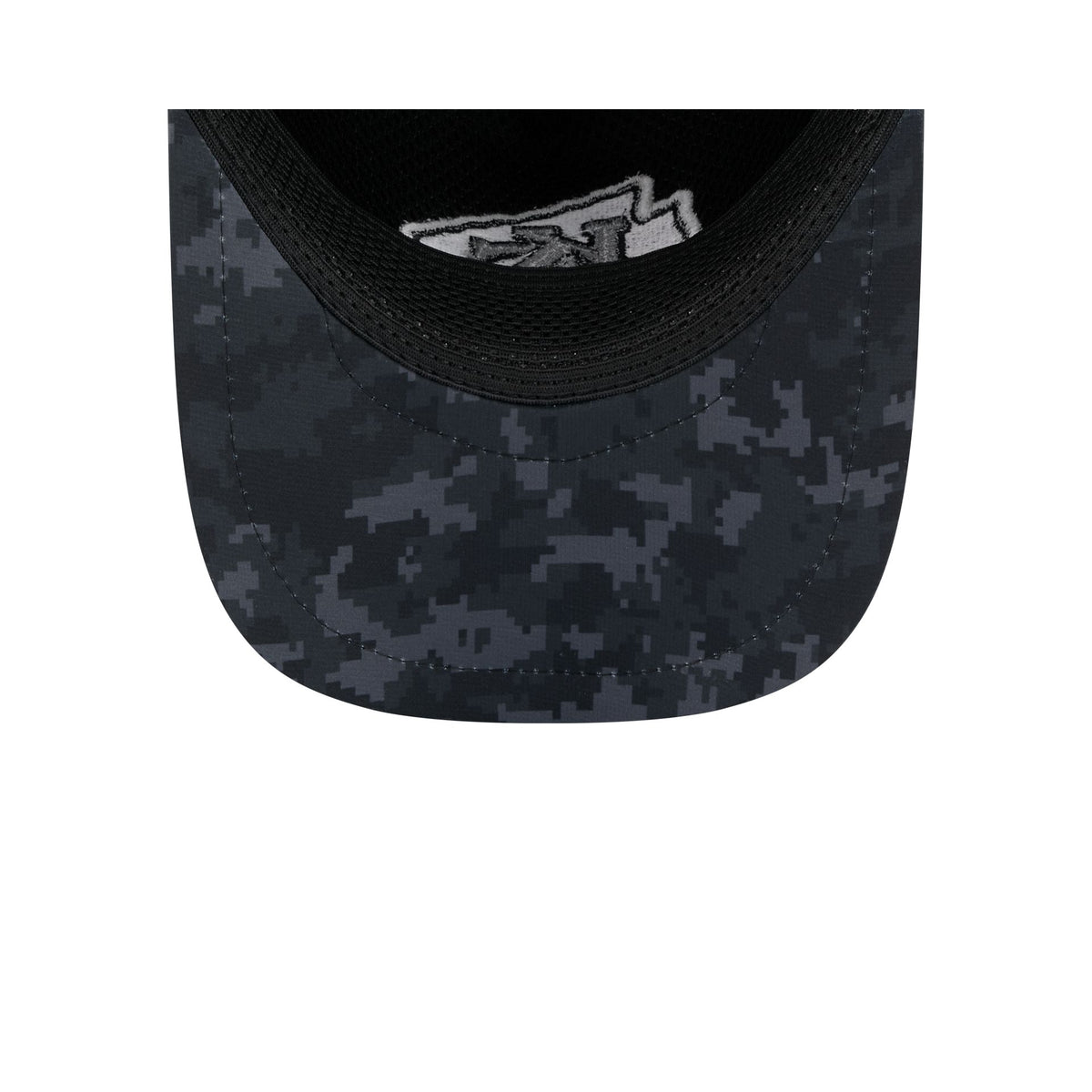 Kansas City Chiefs 2026 Salute to Service 9FORTY APEX Snapback Hat